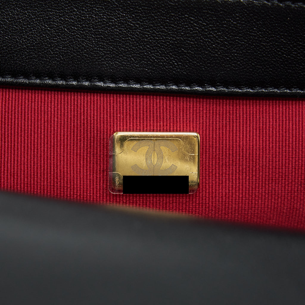 CHANEL SMALL 19 BAG LAMBSKIN BLACK GHW (MICROCHIP)