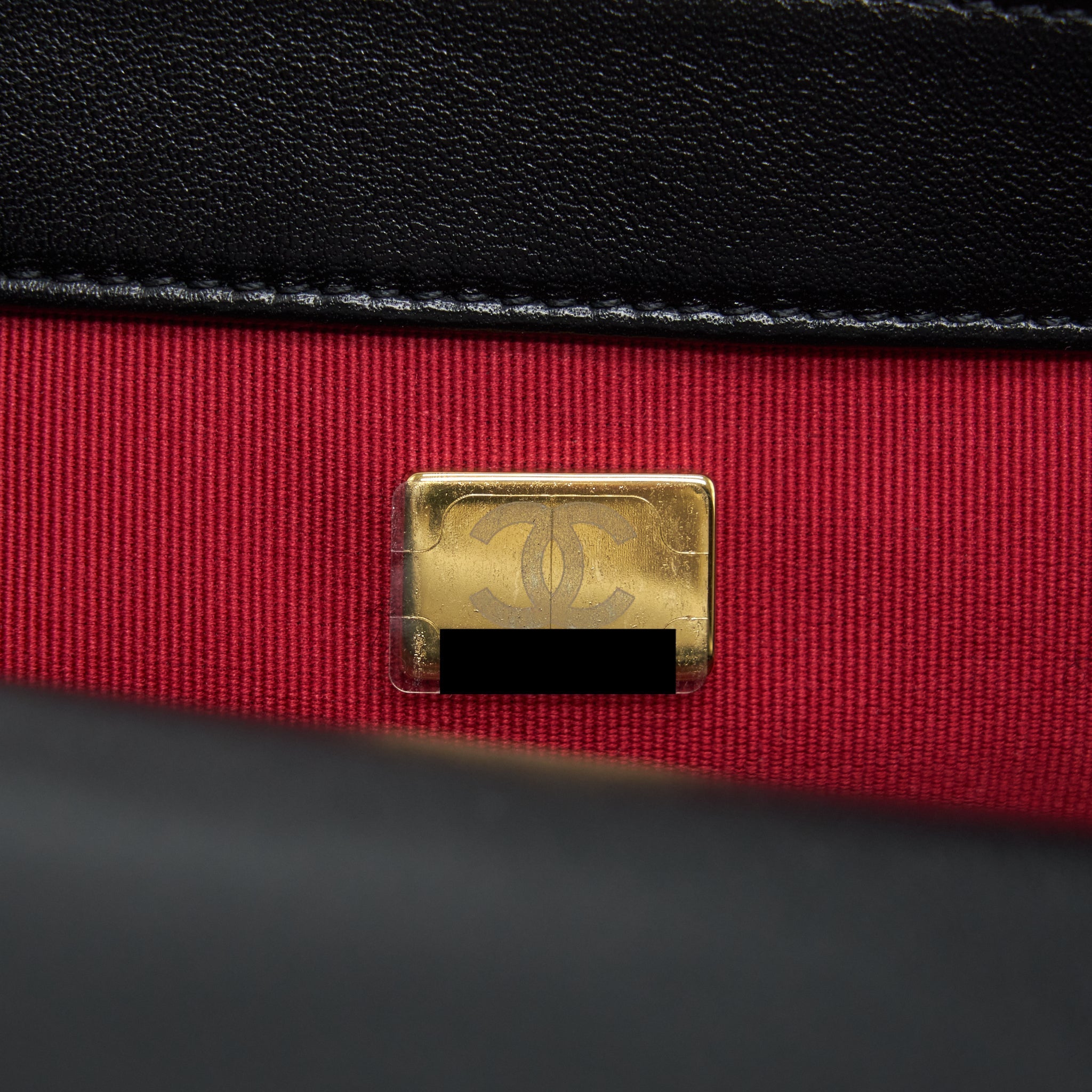CHANEL SMALL 19 BAG LAMBSKIN BLACK GHW (MICROCHIP)