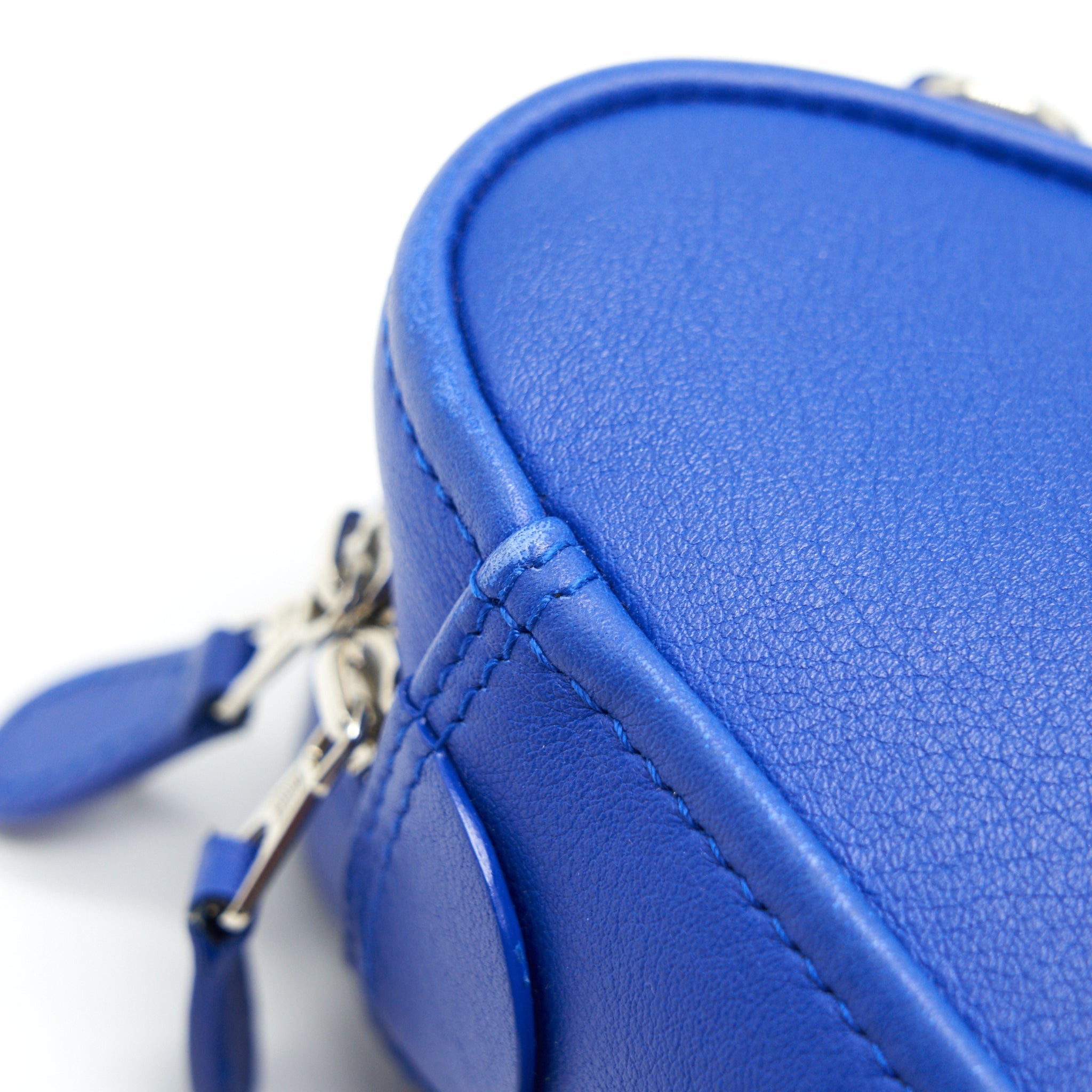 BALENCIAGA TRIANGLE DUFFLE XS BAG BLUE SHW