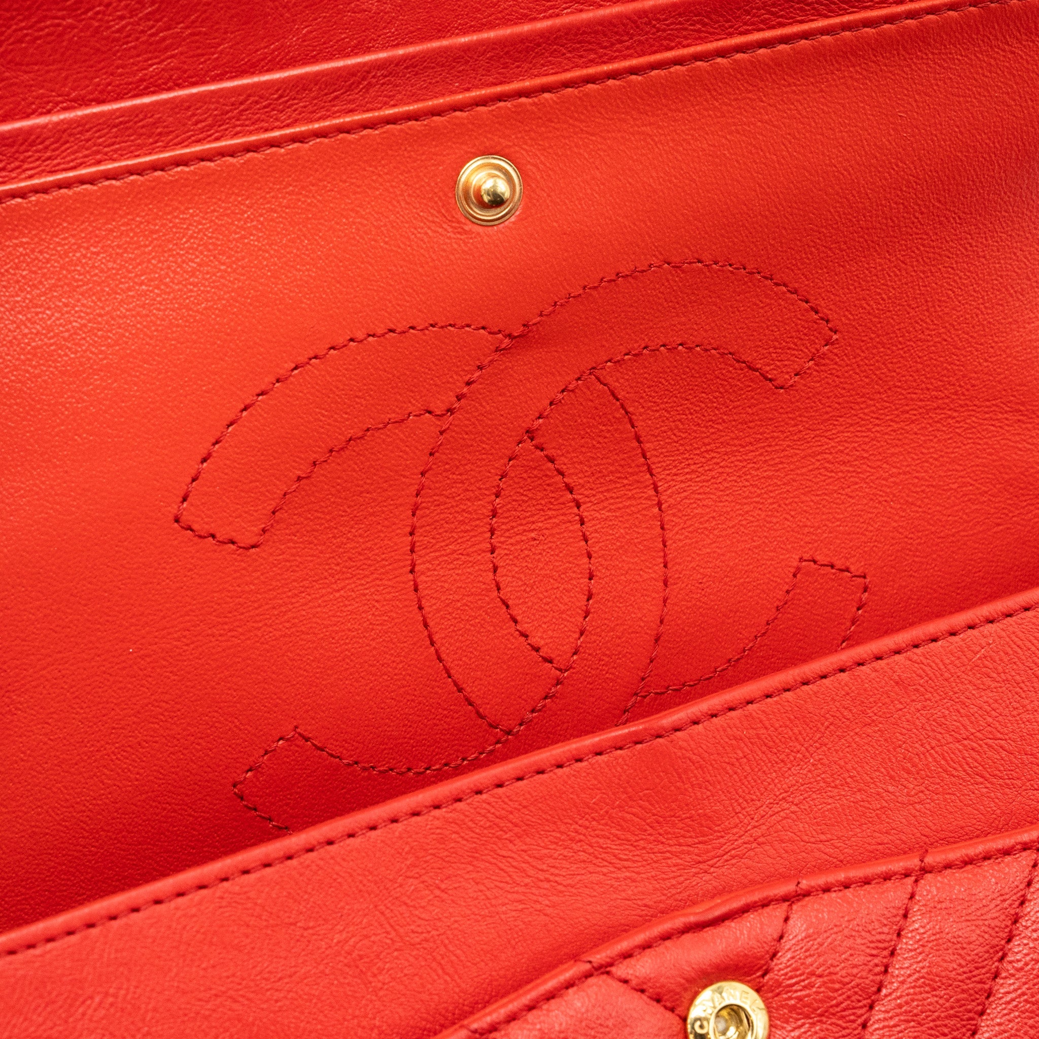 CHANEL SMALL 2.55 REISSUE FLAP BAG CHEVRON CALFSKIN RED GHW