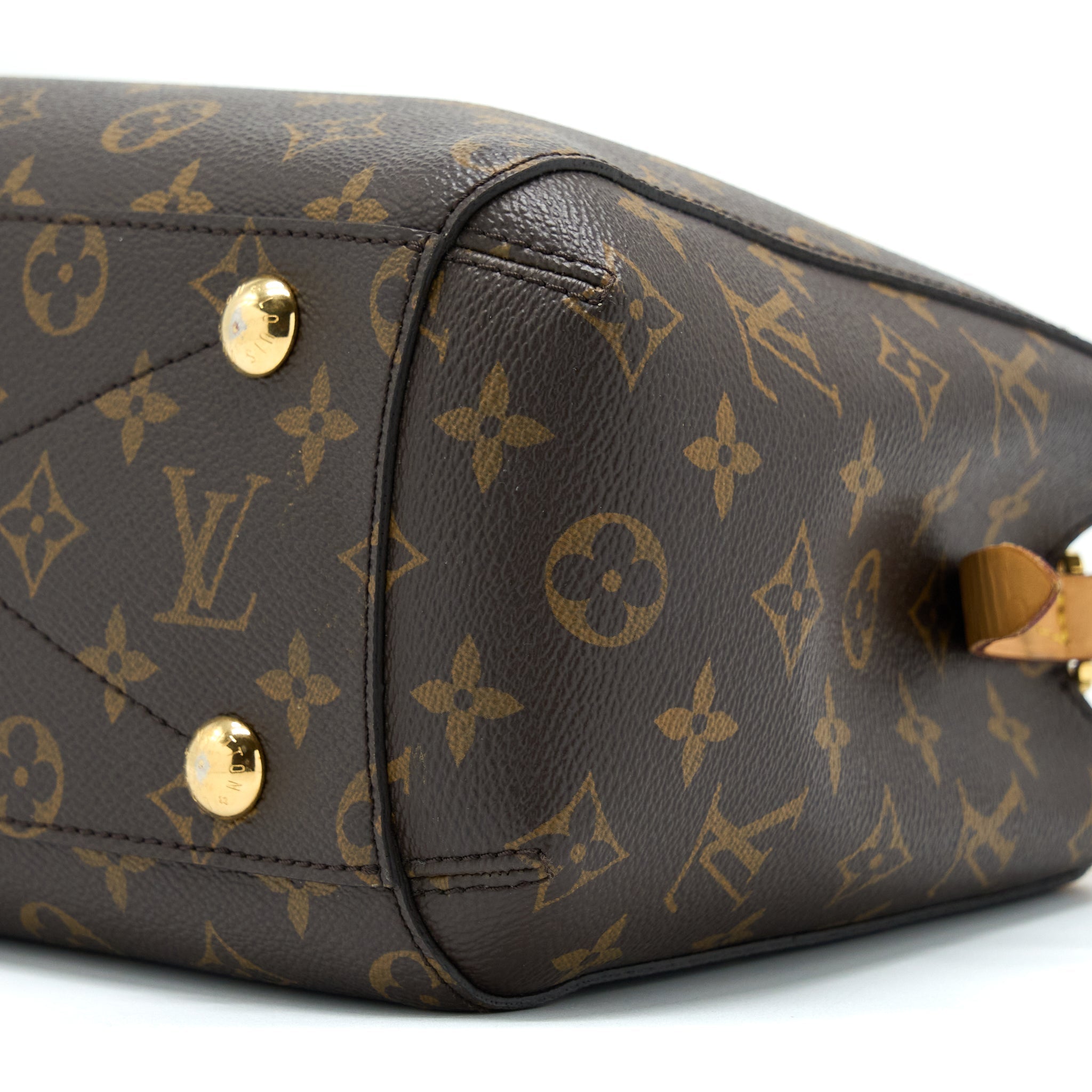 LOUIS VUITTON MONTAIGNE BB MONOGRAM CANVAS GHW