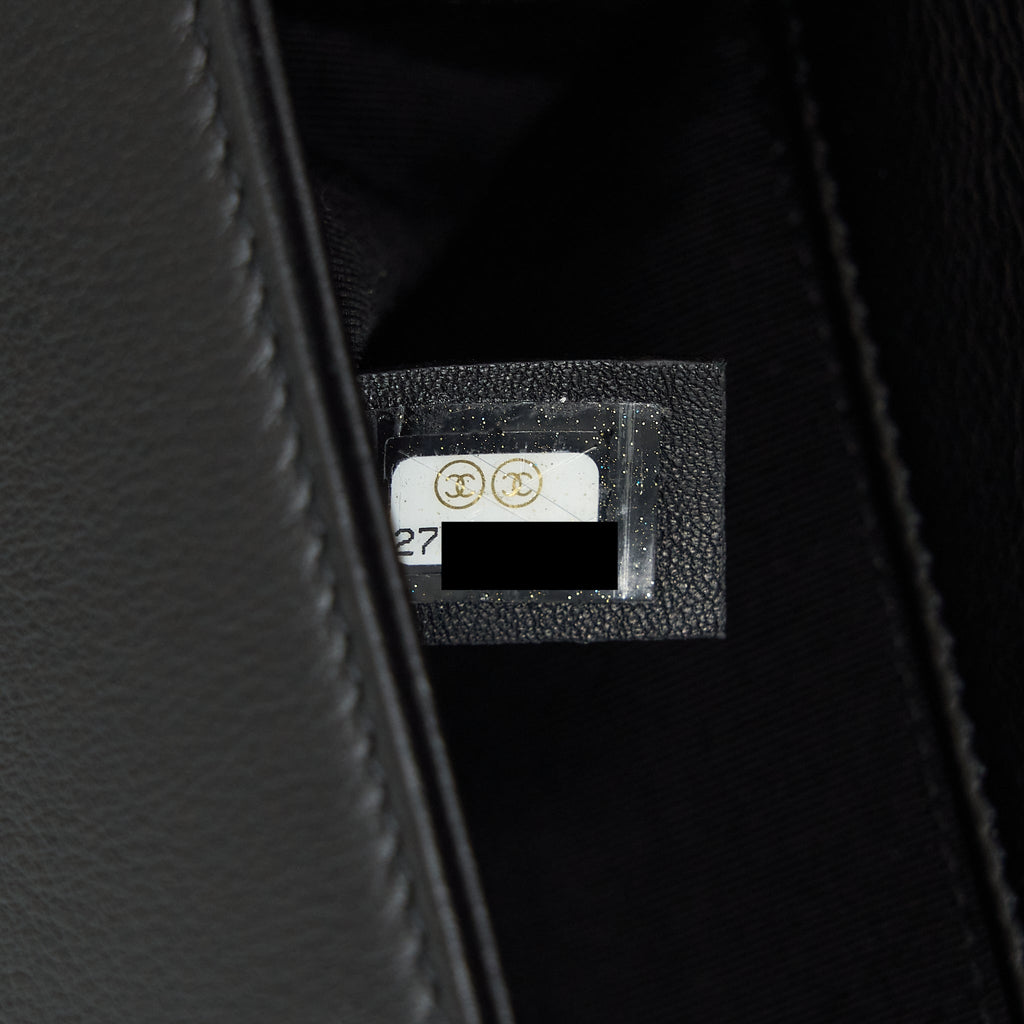 CHANEL MEDIUM BOY CALFSKIN BLACK RUTHENIUM HARDWARE
