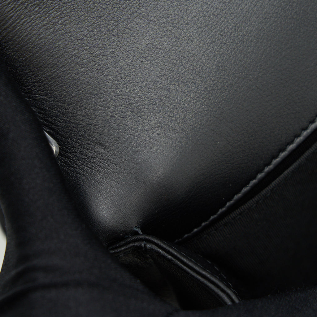CHANEL MEDIUM BOY CALFSKIN BLACK RUTHENIUM HARDWARE