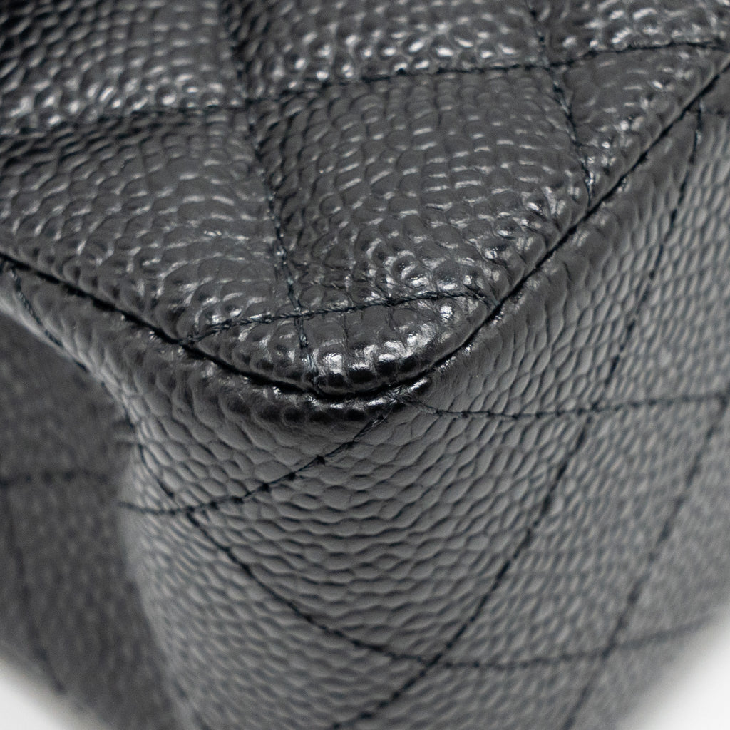 CHANEL SMALL CLASSIC DOUBLE FLAP BAG CAVIAR BLACK GHW (MICROCHIP)