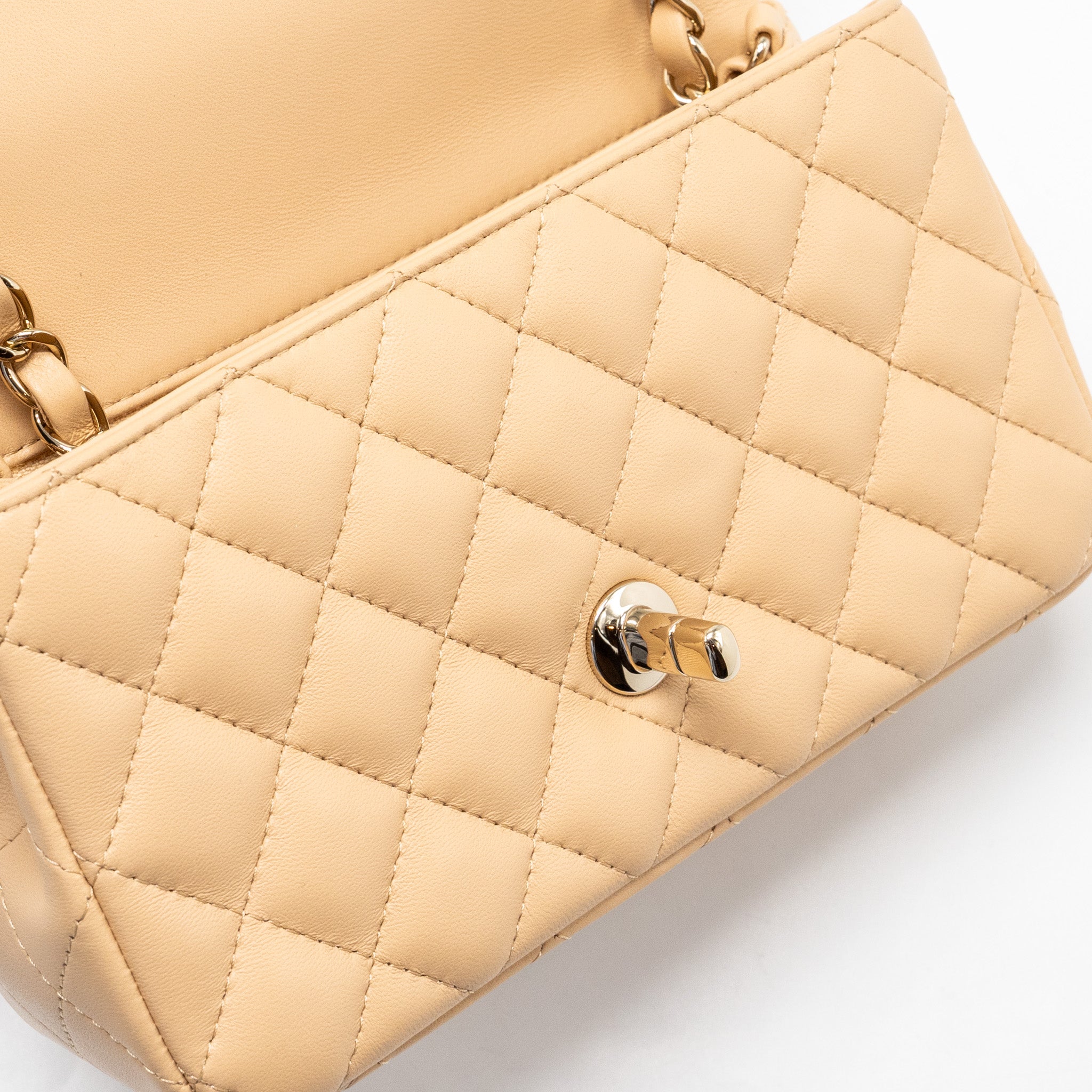 CHANEL 22C MINI RECTANGULAR FLAP BAG LAMBSKIN BEIGE LGHW (MICROCHIP)