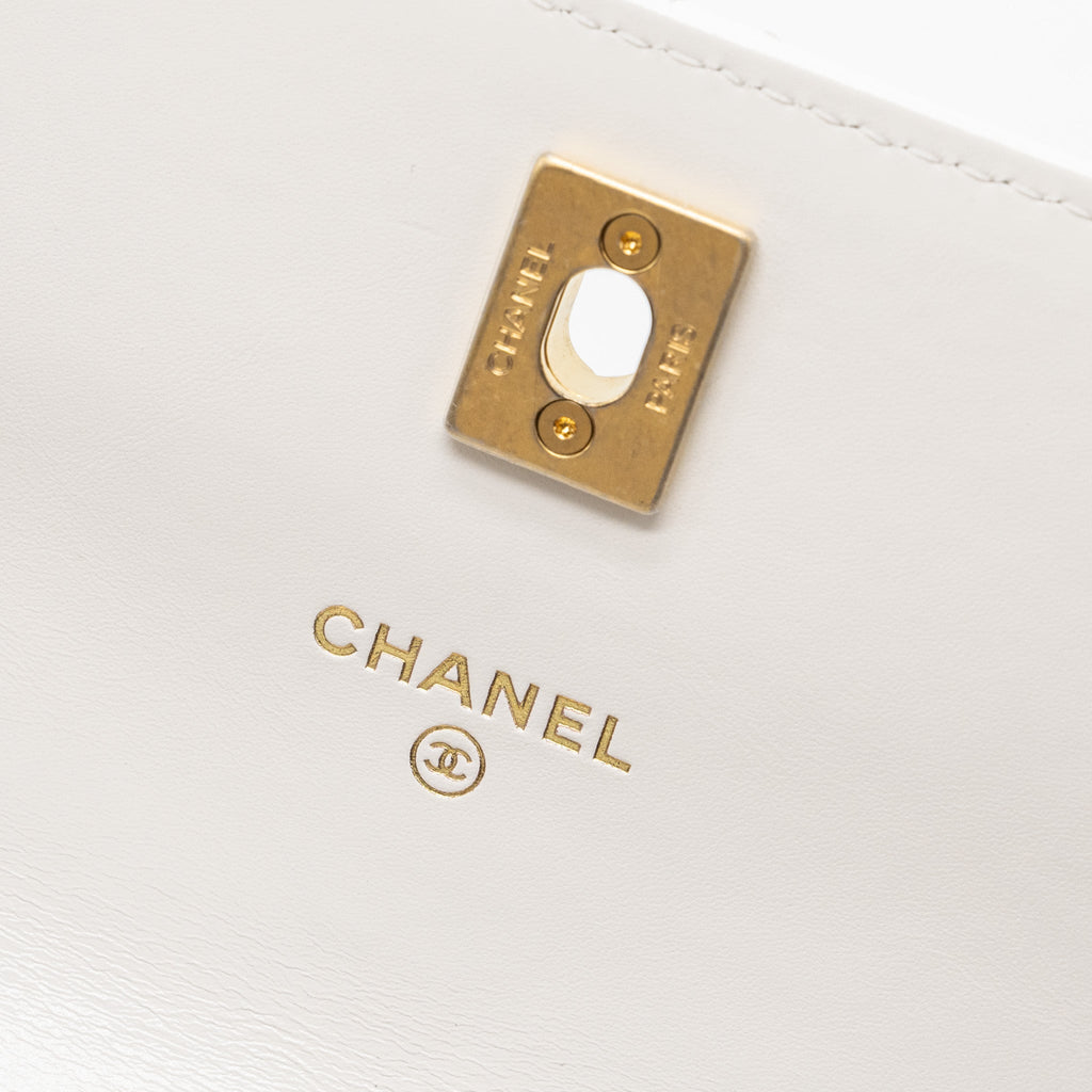 CHANEL 23P DETAILED TOP HANDLE MINI WALLET WITH CHAIN CALFSKIN WHITE / MULTI COLOR BRUSHED GHW (MICROCHIP)
