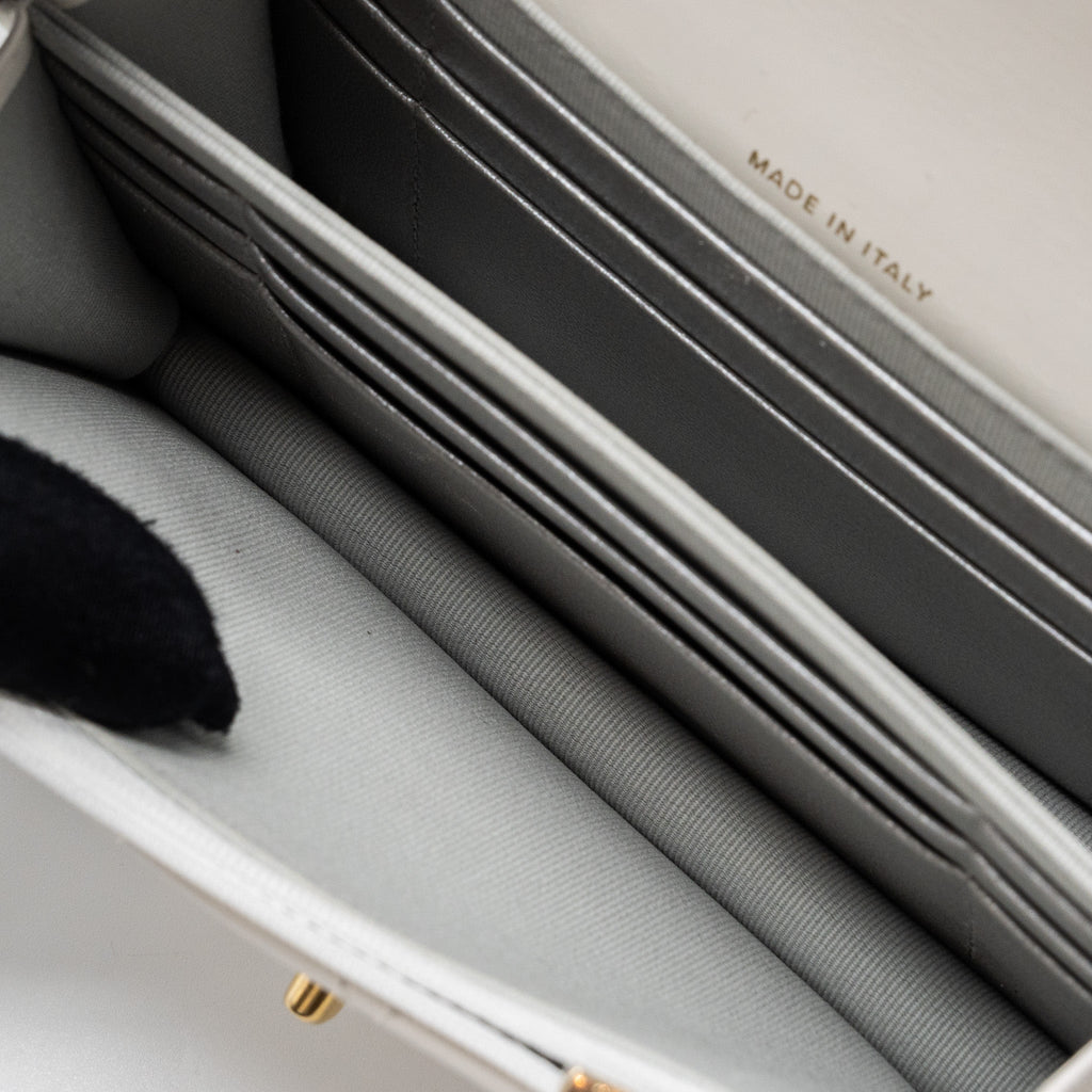 CHANEL 23P DETAILED TOP HANDLE MINI WALLET WITH CHAIN CALFSKIN WHITE / MULTI COLOR BRUSHED GHW (MICROCHIP)