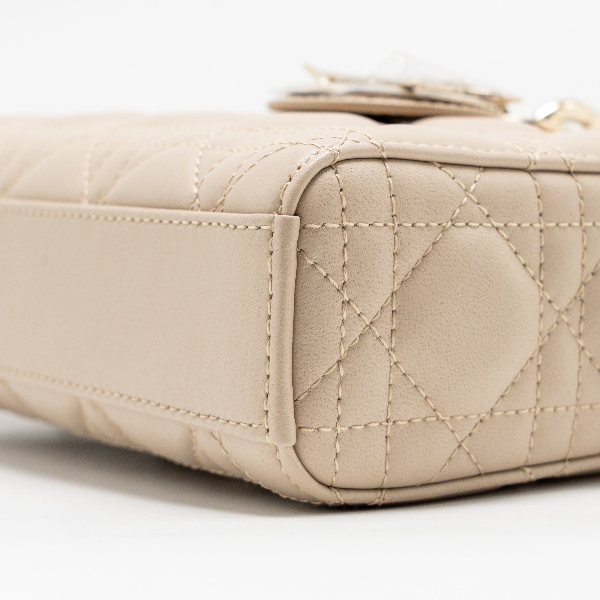DIOR MEDIUM LADY D-JOY BAG CANNAGE LAMBSKIN POWDER BEIGE LGHW