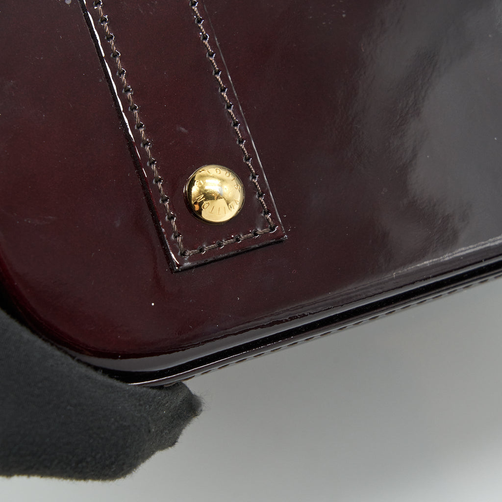 LOUIS VUITTON ALMA BB PATENT AMARANTE RAYE GHW