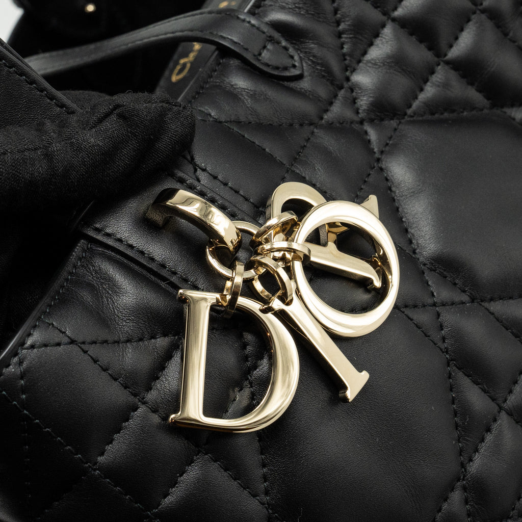 DIOR MEDIUM TOUJOURS BAG MACROCANNAGE CALFSKIN BLACK LGHW