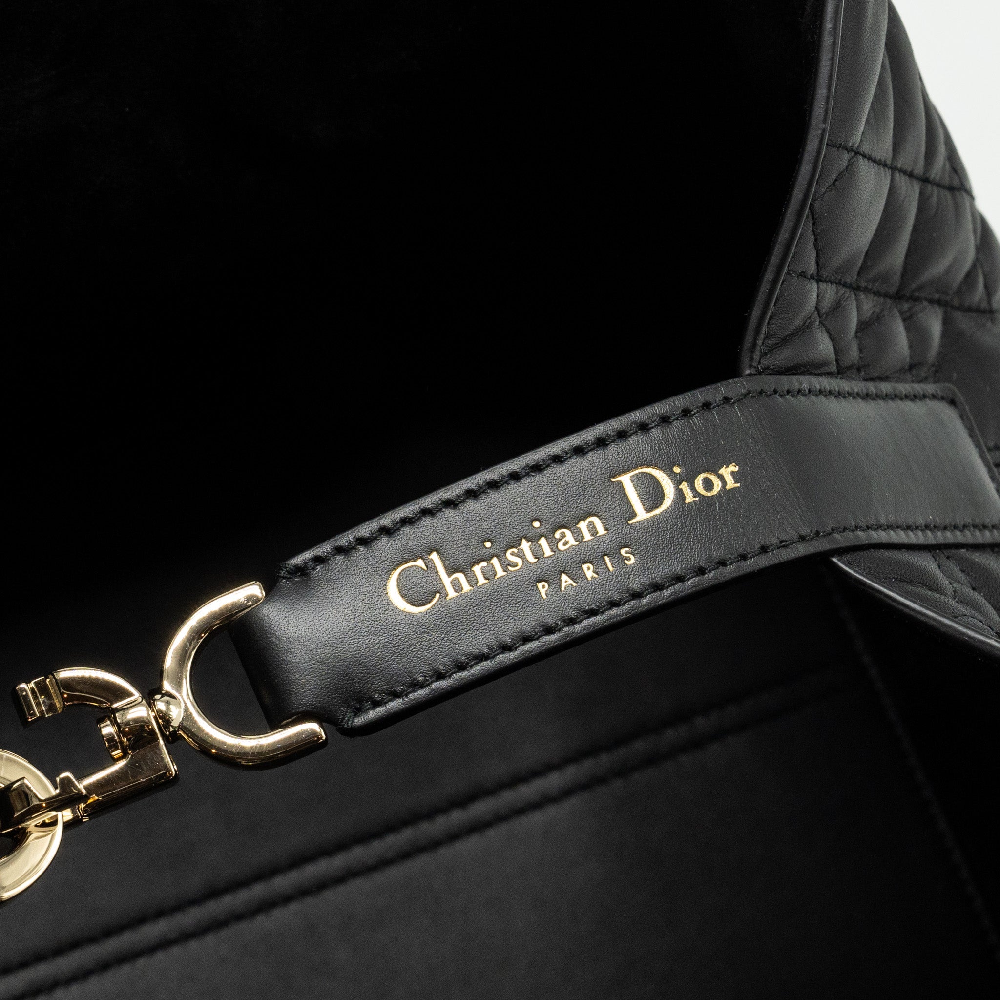 DIOR MEDIUM TOUJOURS BAG MACROCANNAGE CALFSKIN BLACK LGHW