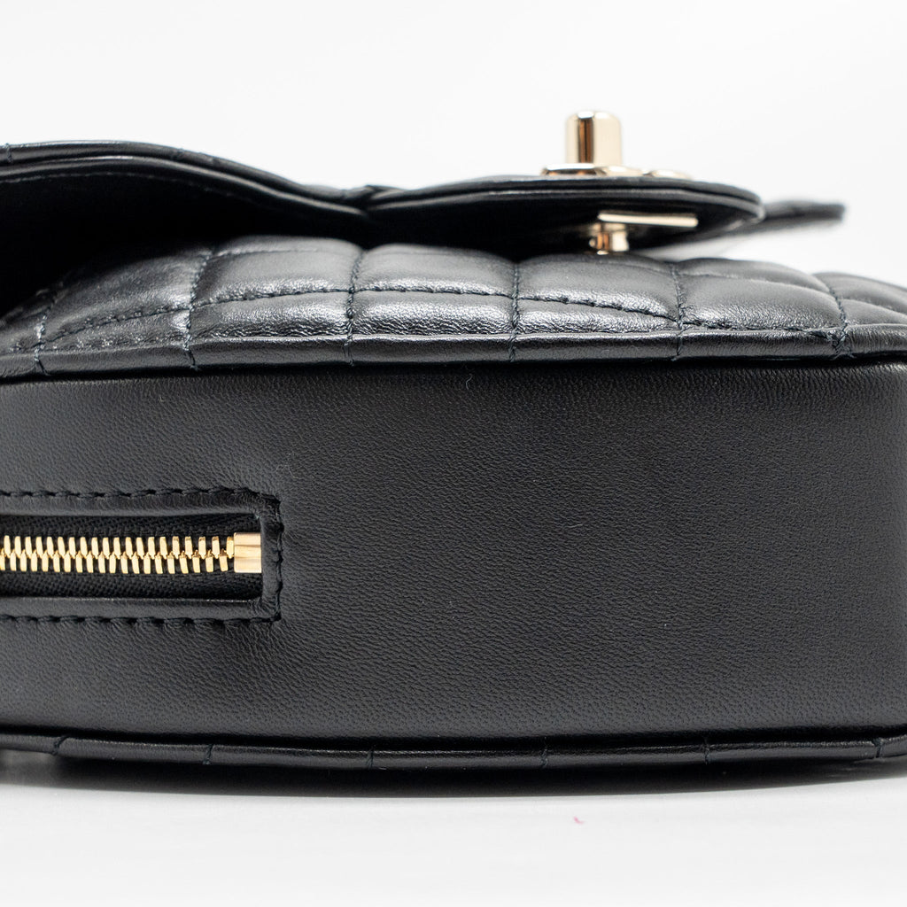 CHANEL 22S HEART BAG LAMBSKIN BLACK LGHW (MICROCHIP)