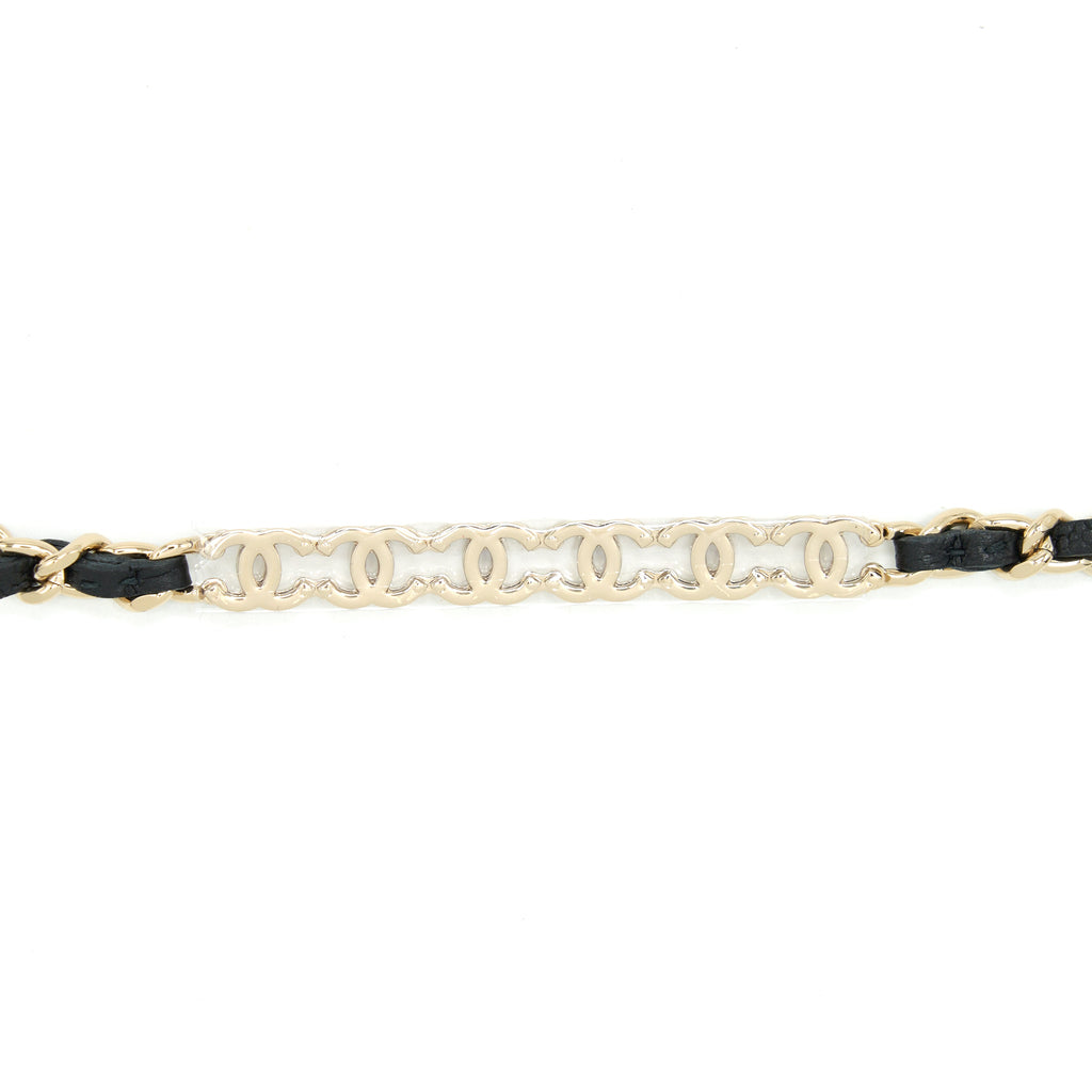 CHANEL 22P VERTICAL MINI VANITY WITH CC LOGO CHAIN CAVIAR BLACK LGHW
