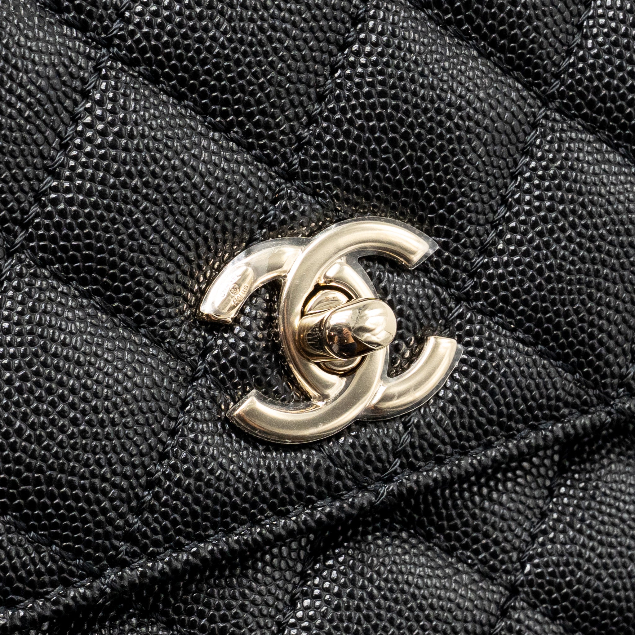 CHANEL SMALL COCO HANDLE CAVIAR BLACK LGHW(MICROCHIP)