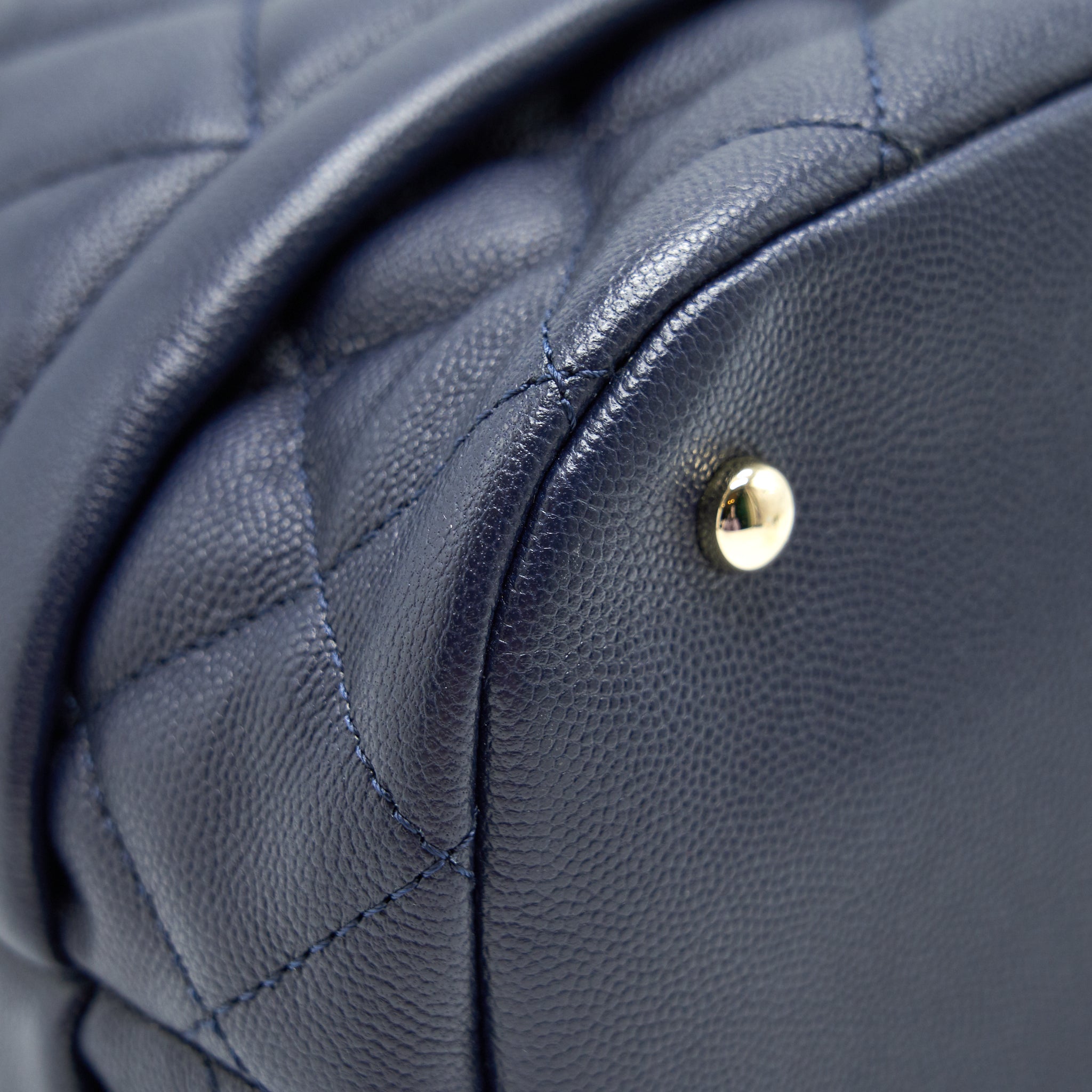 CHANEL BUCKET BAG IN NAVY GHW