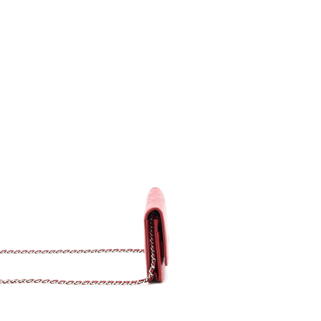 CHANEL CAMELLIA WALLET ON CHAIN LAMBSKIN RED SHW