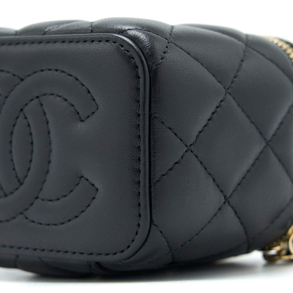 CHANEL PEARL CRUSH MINI VANITY WITH CHAIN LAMBSKIN BLACK GHW (MICROCHIP)