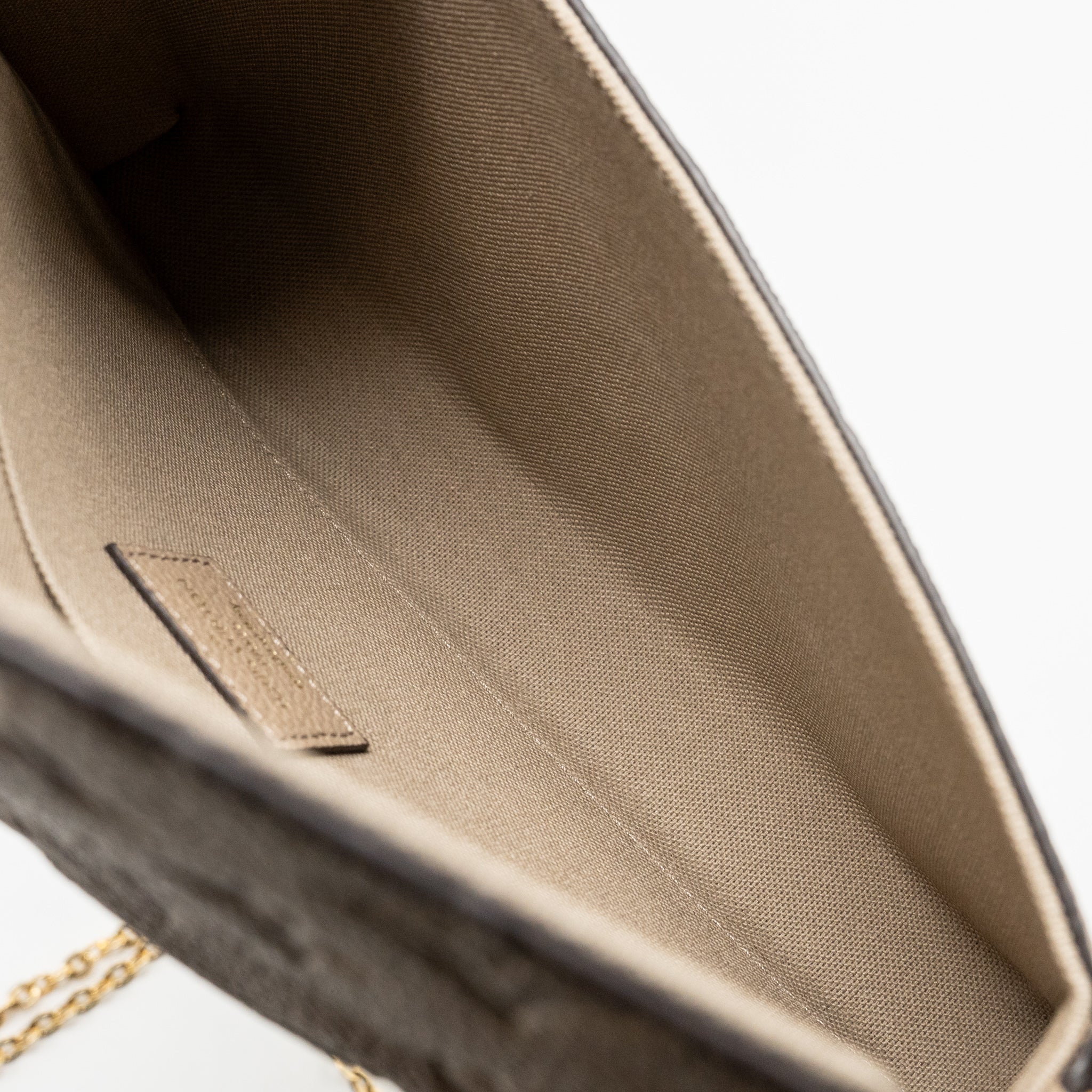 LOUIS VUITTON FELICIE POCHETTE MONOGRAM EMPREINTE TOURTERELLE GHW