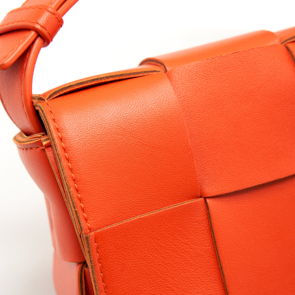 BOTTEGA VENETA CASSETTE BAG BRIGHT ORANGE