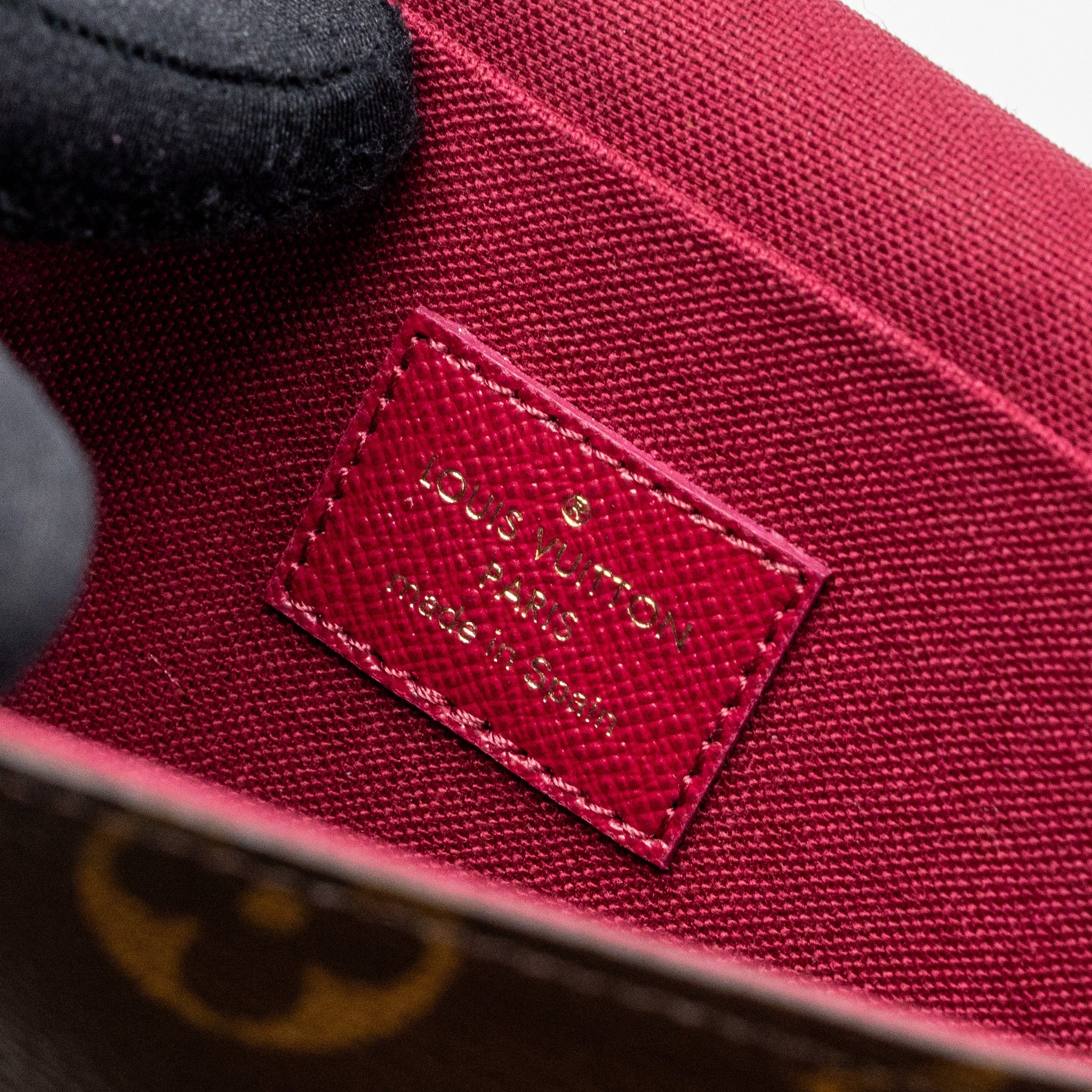 LOUIS VUITTON FELICIE POCHETTE MONOGRAM CANVAS GHW