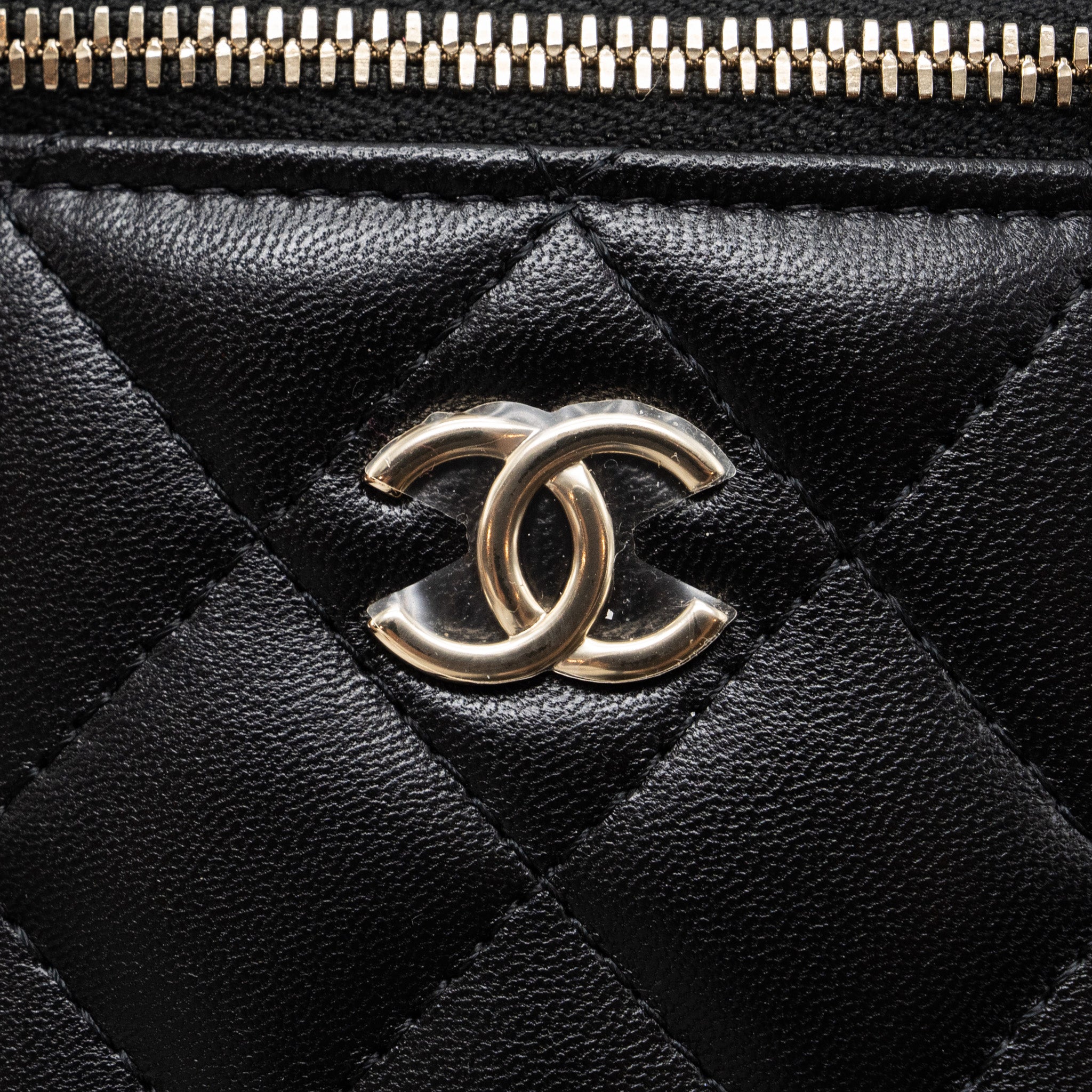CHANEL TOP HANDLE MINI VANITY CASE WITH CHAINS LAMBSKIN BLACK LGHW