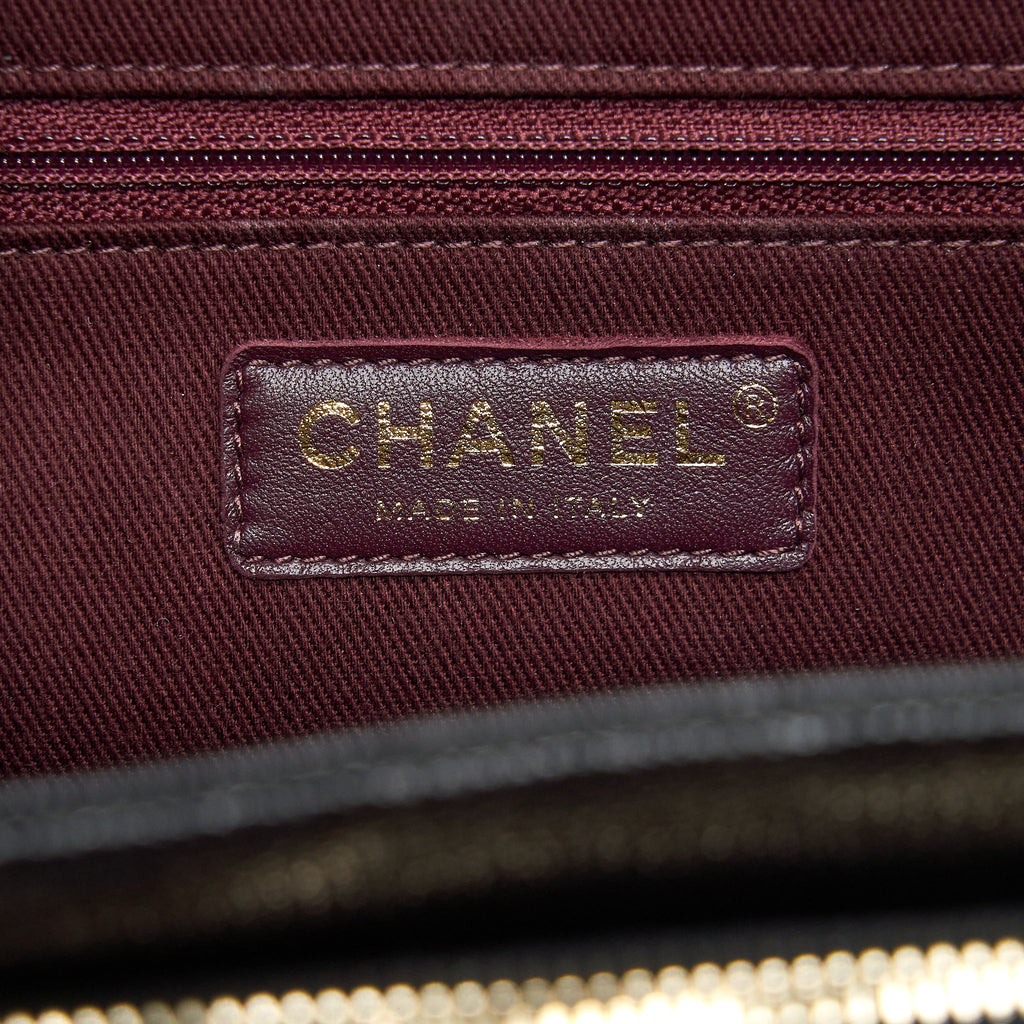 CHANEL MEDIUM BUSINESS AFFINITY BAG CAVIAR BLACK LGHW (MICROCHIP)