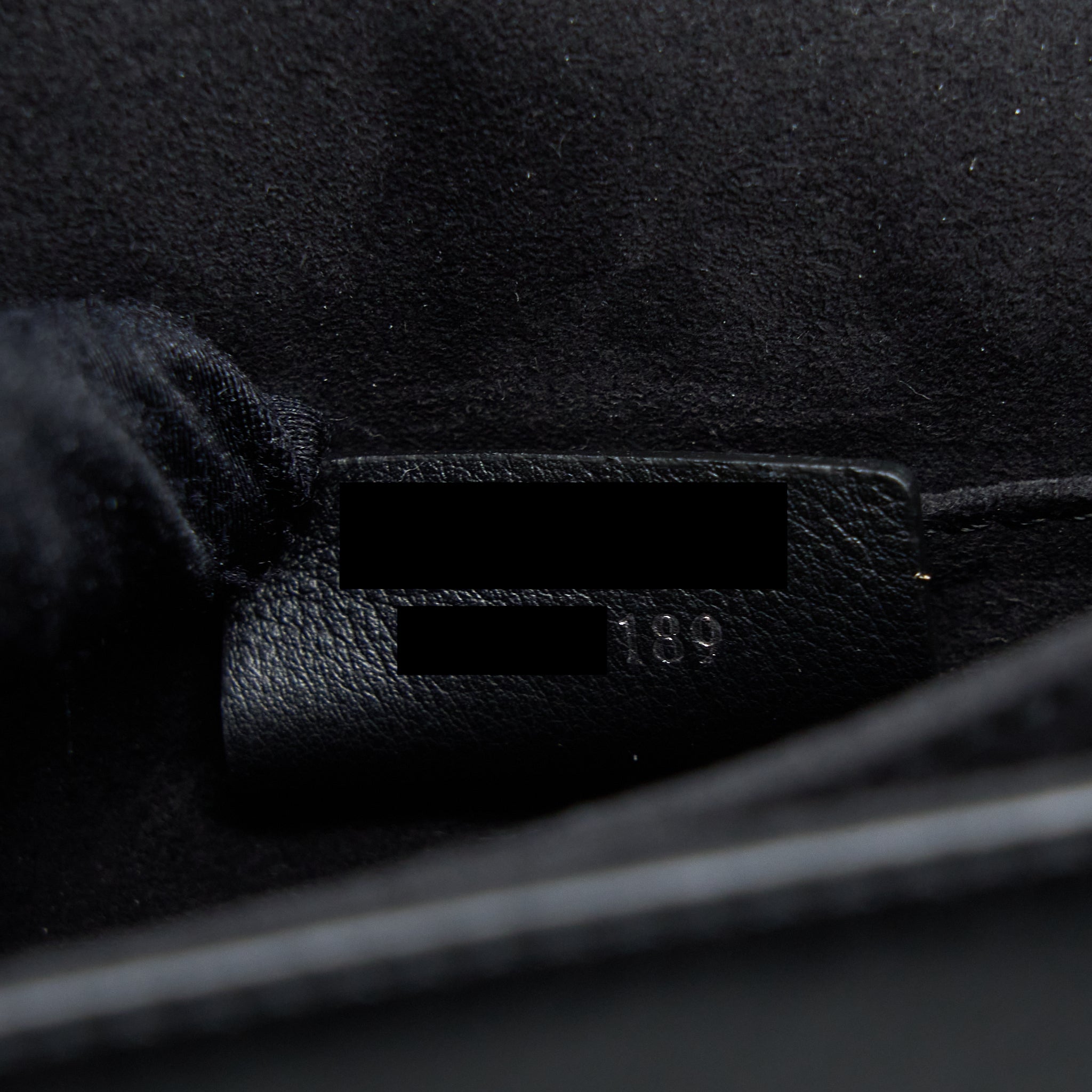 FENDI KAN I CALFSKIN BLACK SHW WITH AN EXTRA BAG CHARM