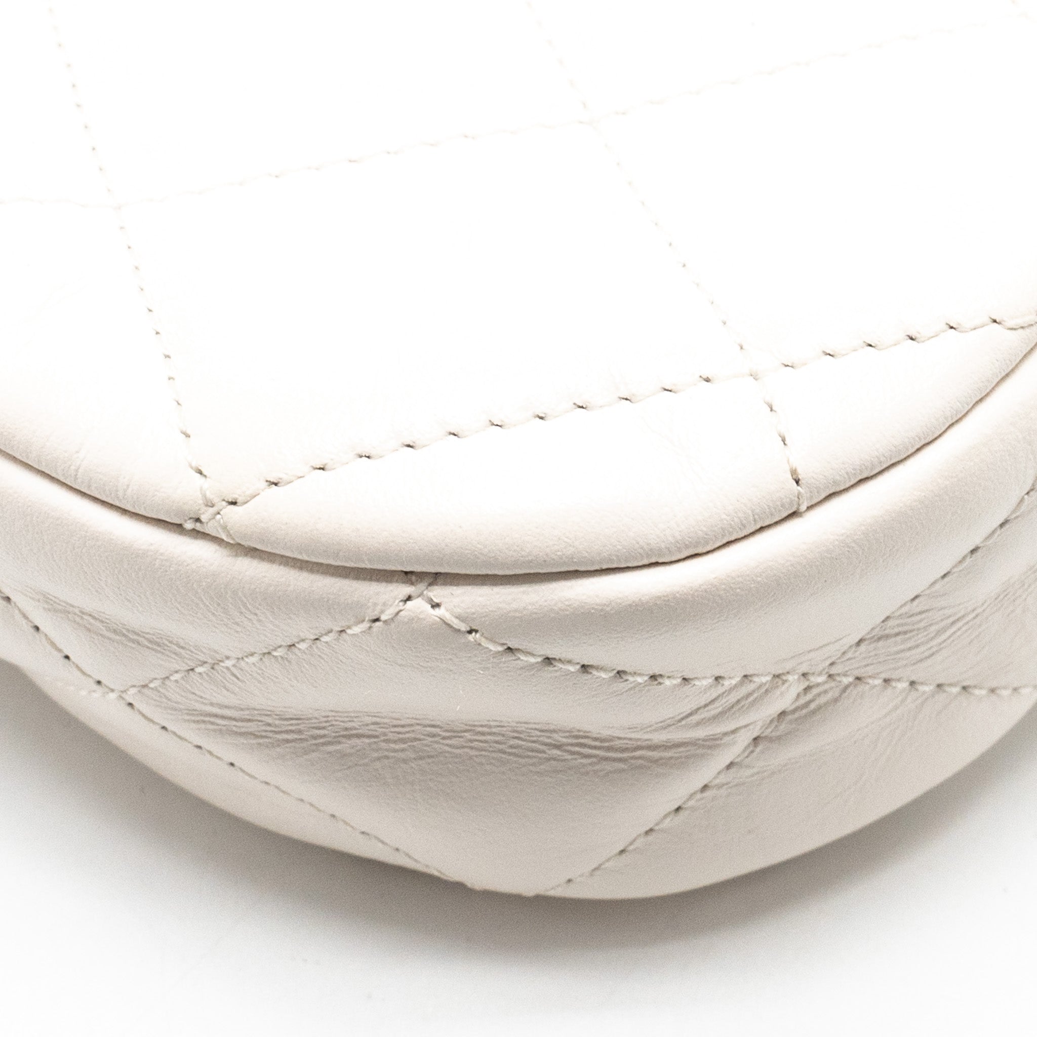 CHANEL 23K HOBO SHOULDER BAG CALFSKIN WHITE GHW (MICROCHIP)