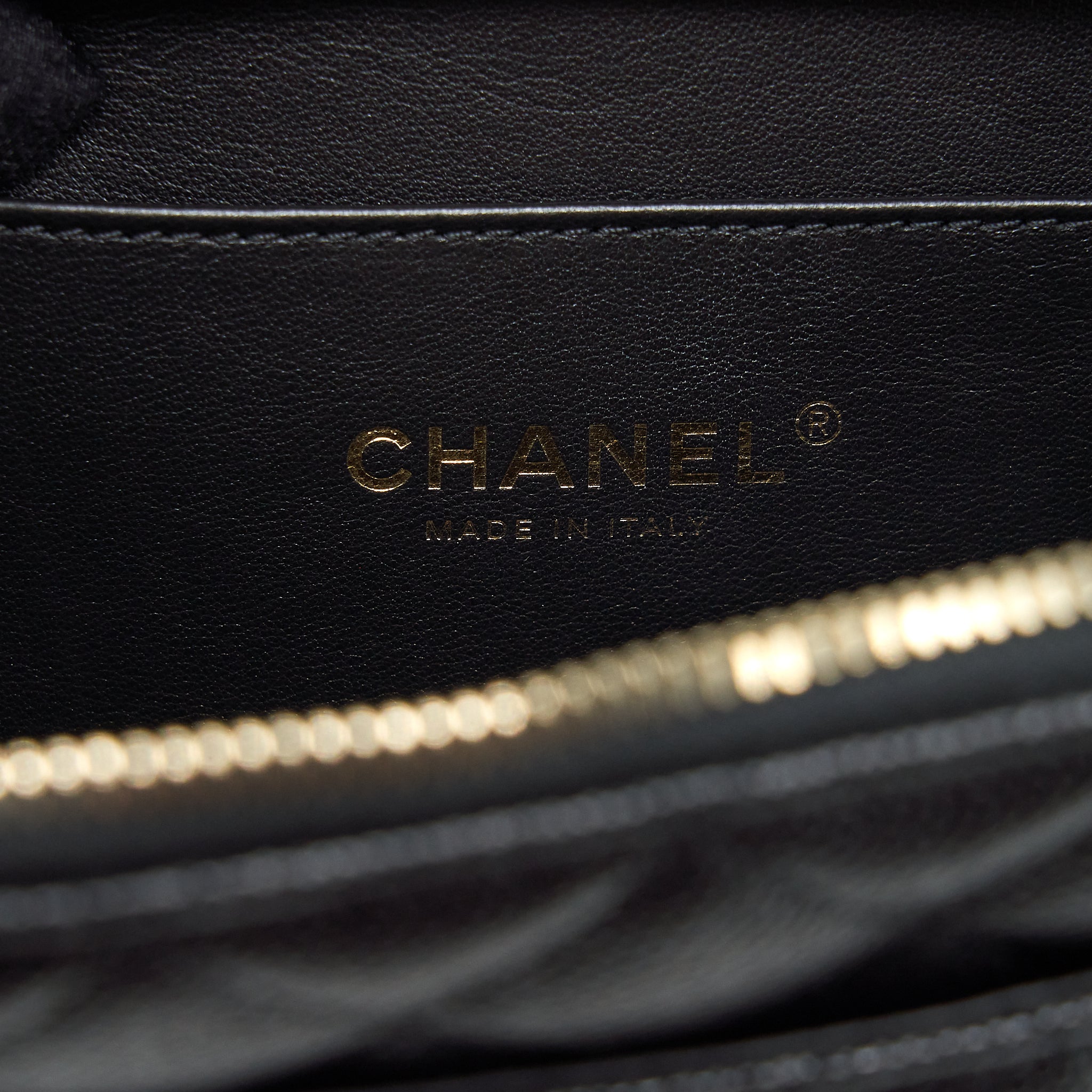CHANEL 22S LETTER TOP HANDLE SMALL VANITY CASE CAVIAR BLACK BRUSHED GHW (MICROCHIP)