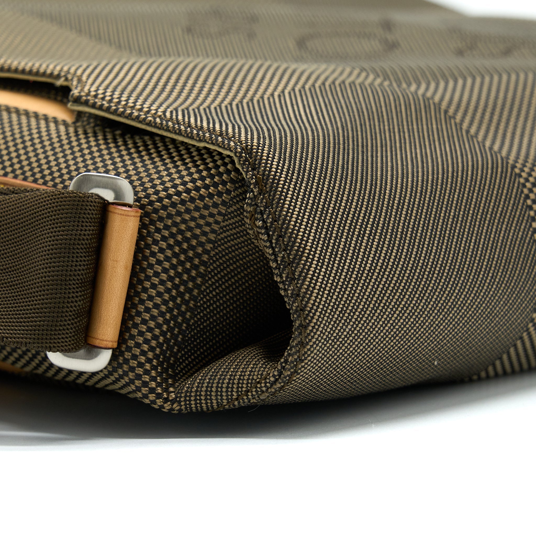 LOUIS VUITTON MESSENGER BAG FABRIC/BEIGE LEATHER MULTICOLOUR GHW