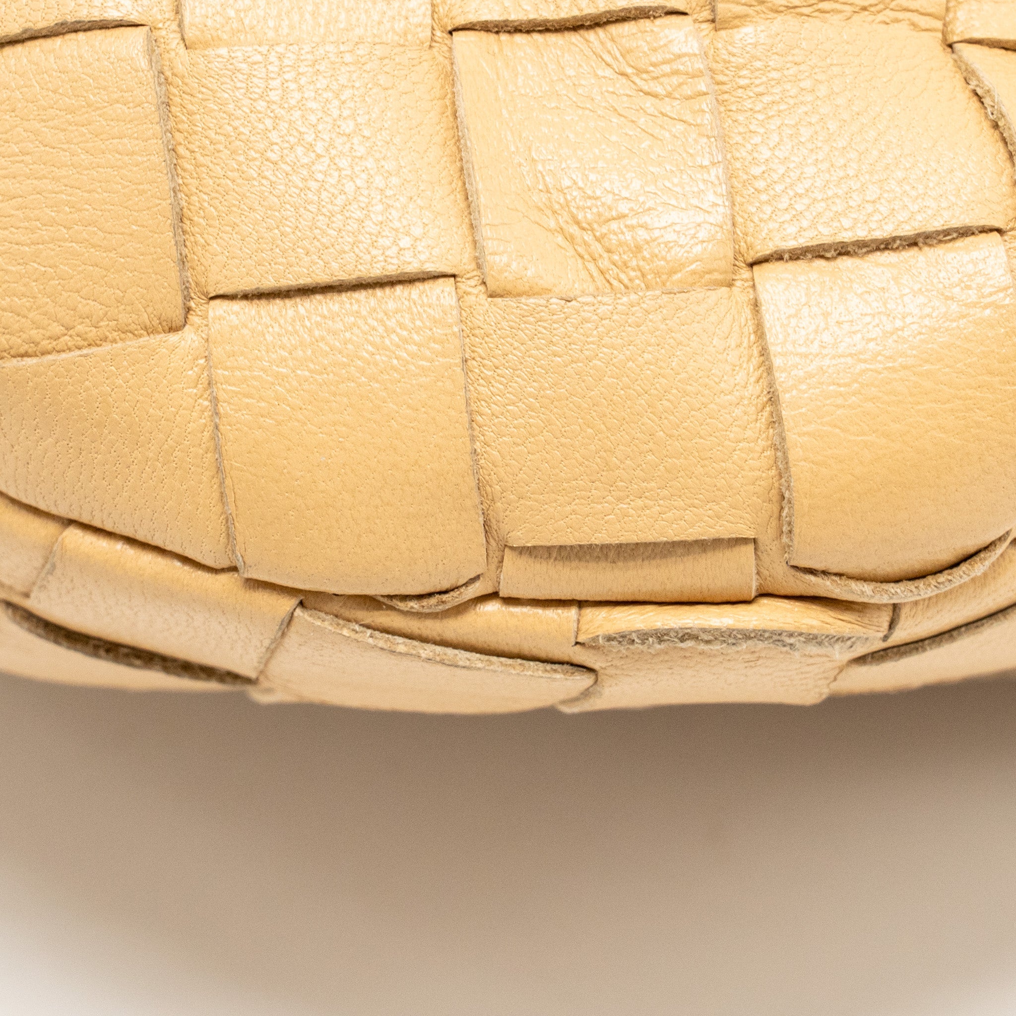 BOTTEGA VENETA MINI JODIE LAMBSKIN BEIGE GHW