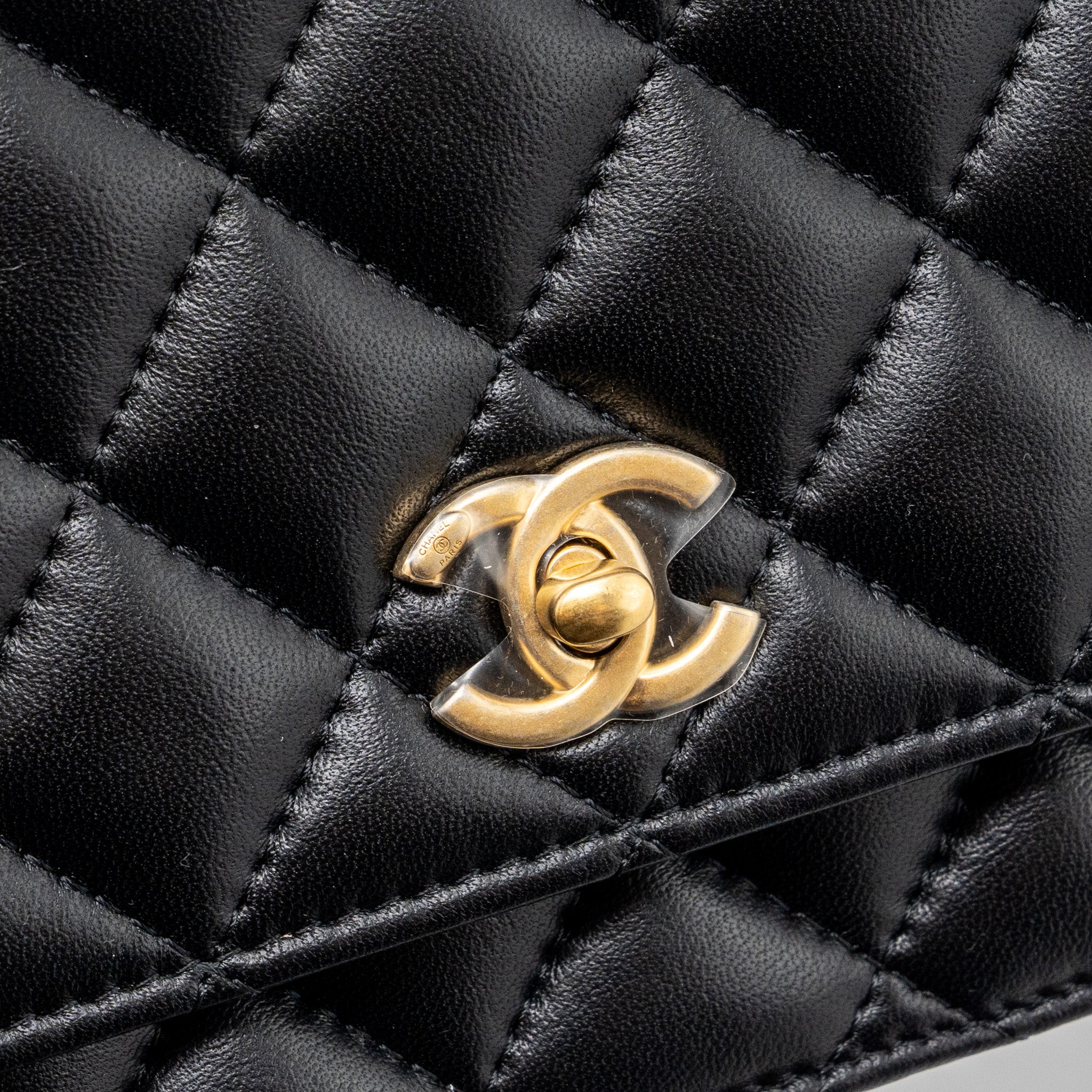 CHANEL 23K PEARL CRUSH WALLET ON CHAIN LAMBSKIN BLACK GHW (MICROCHIP)