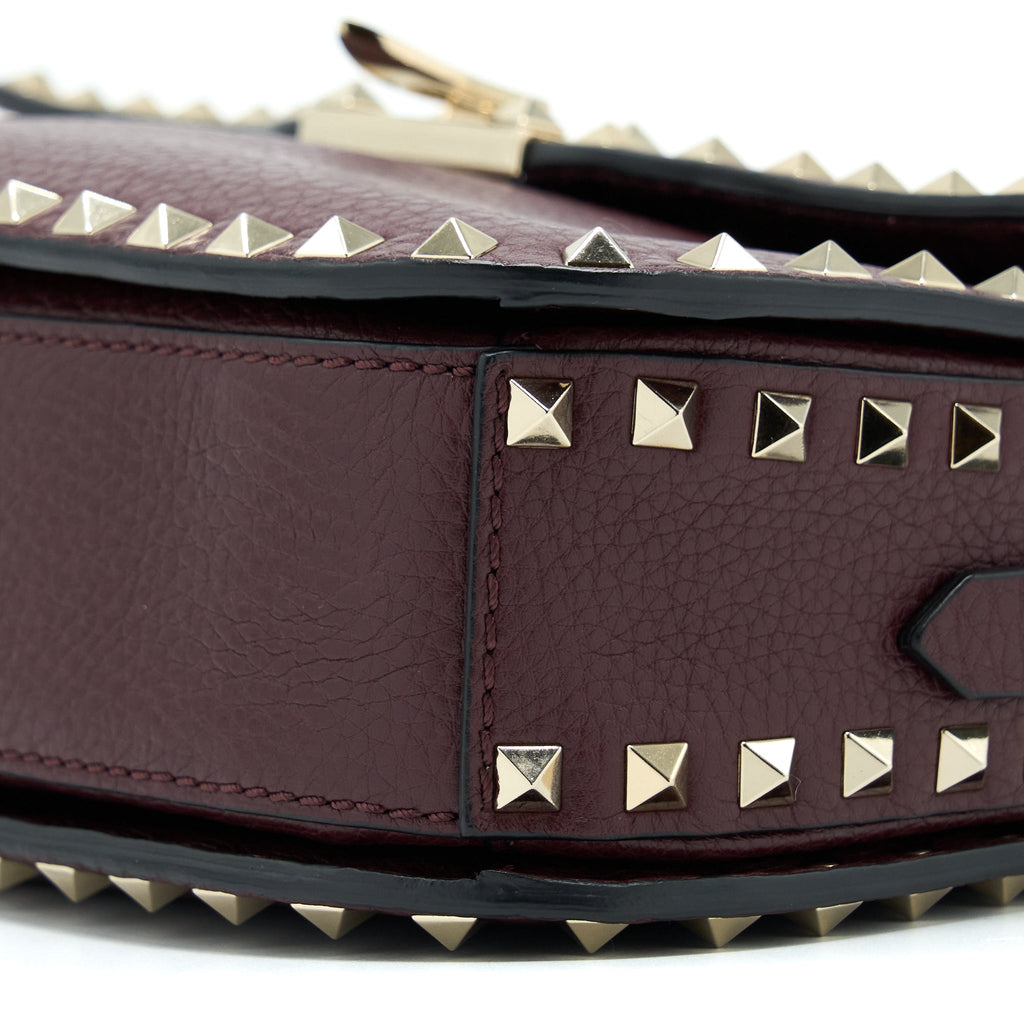 VALENTINO ROCKSTUD FLAP CROSSBODY BAG DARK RED LGHW