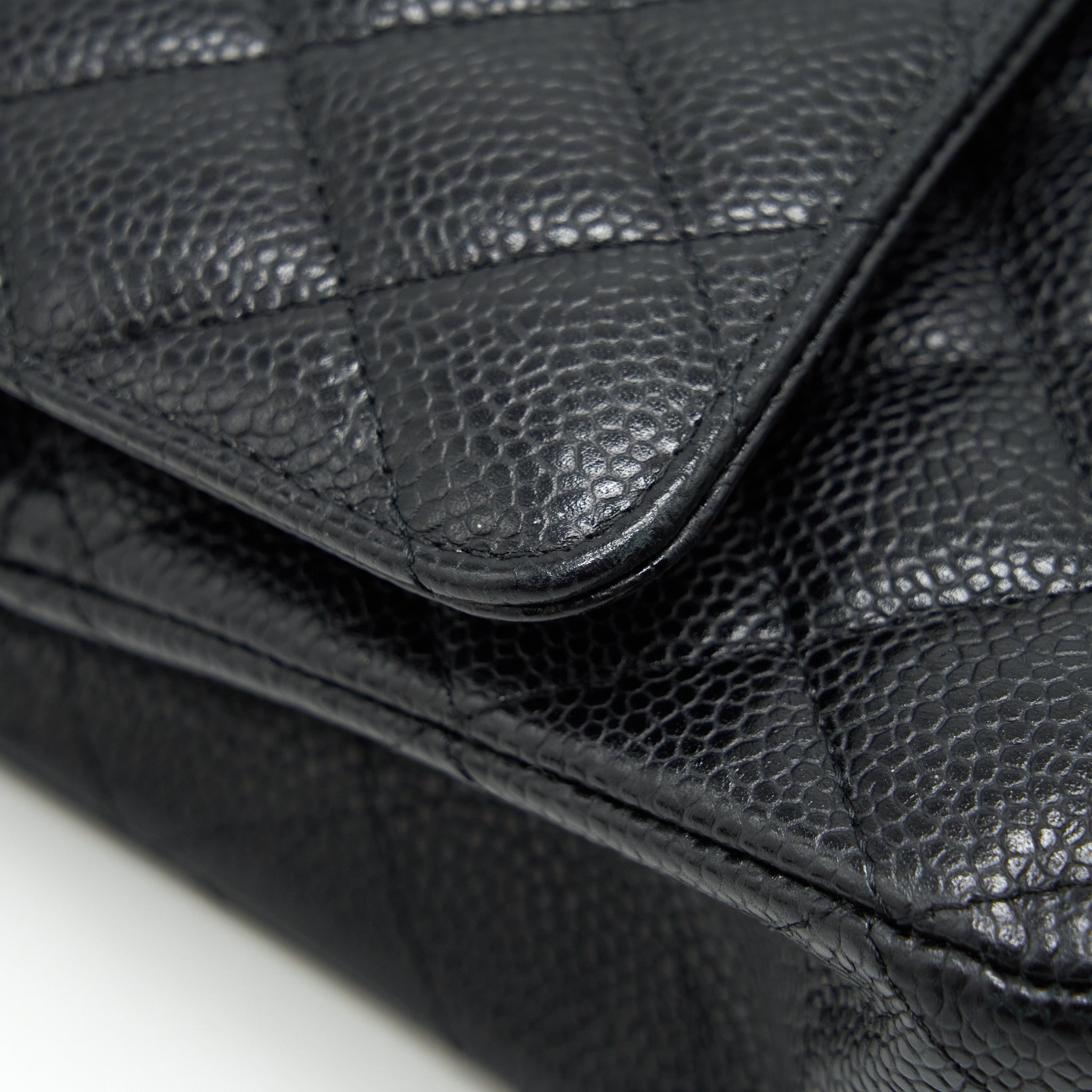 CHANEL MEDIUM CLASSIC DOUBLE FLAP BAG CAVIAR BLACK GHW