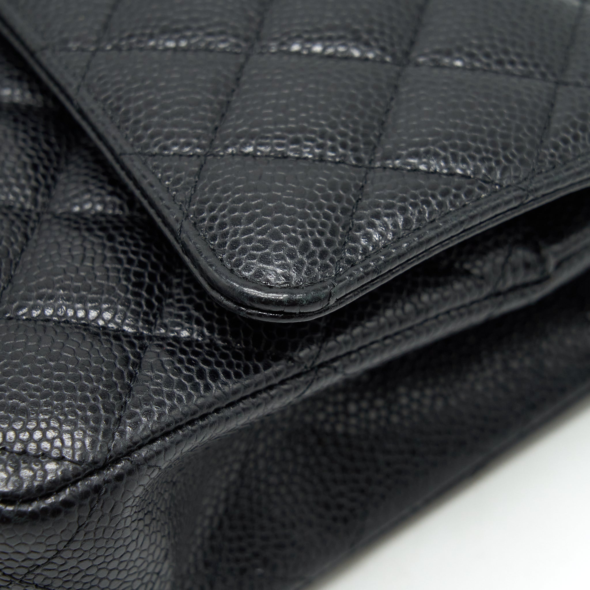 CHANEL MEDIUM CLASSIC DOUBLE FLAP BAG CAVIAR BLACK GHW