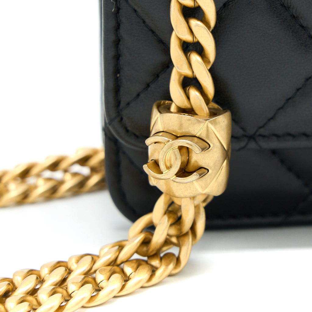 CHANEL 22K GOLD PILLAR WALLET ON CHAIN LAMBSKIN BLACK GHW