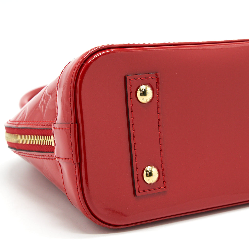 LOUIS VUITTON ALMA BB IN PATENT LEATHER RED