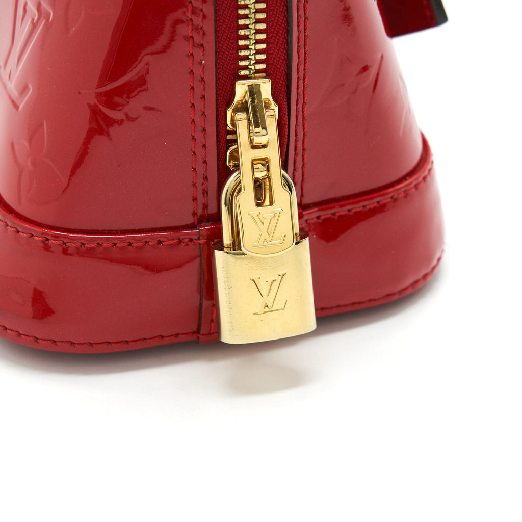 LOUIS VUITTON ALMA BB IN PATENT LEATHER RED