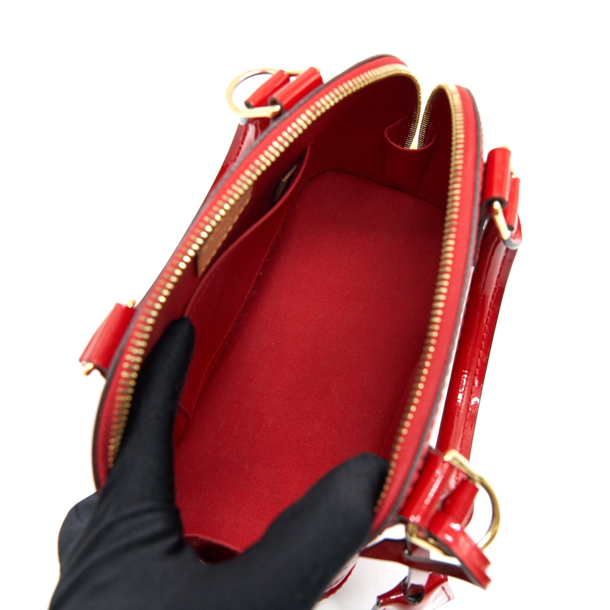 LOUIS VUITTON ALMA BB IN PATENT LEATHER RED