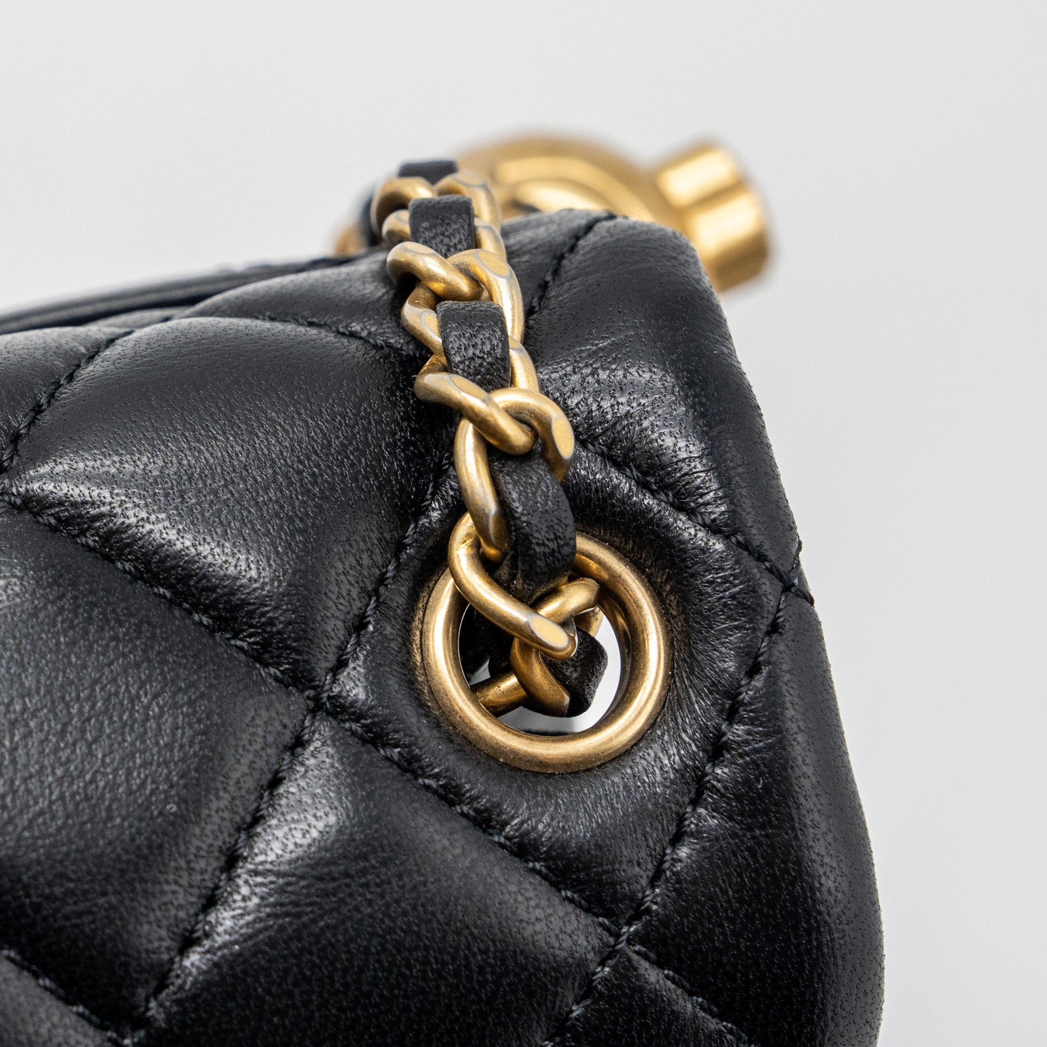 CHANEL PEARL CRUSH MINI SQUARE FLAP BAG LAMBSKIN BLACK GHW(MICROCHIP)