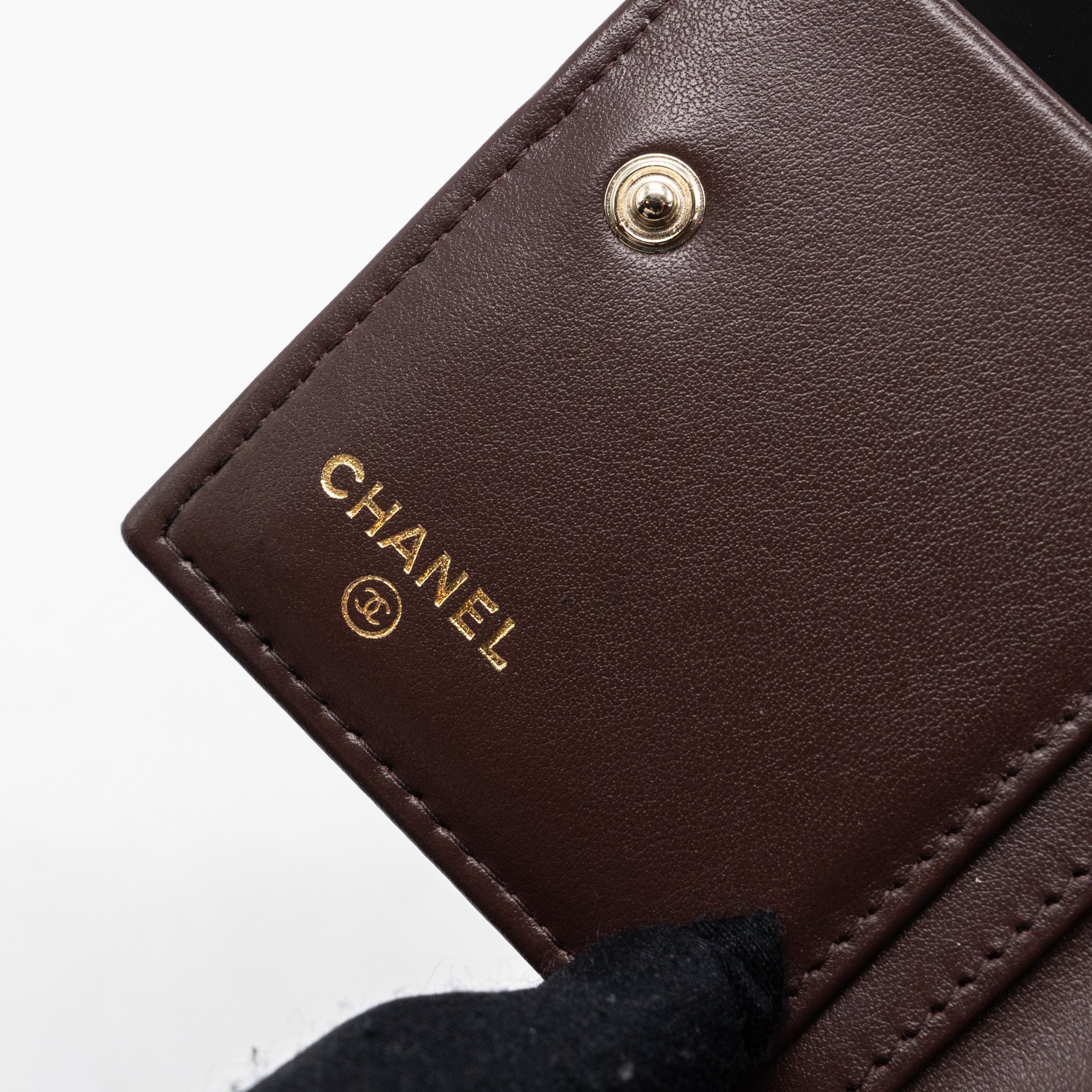 CHANEL QUILTED FOLD WALLET CAVIAR BLACK LGHW (MICROCHIP)