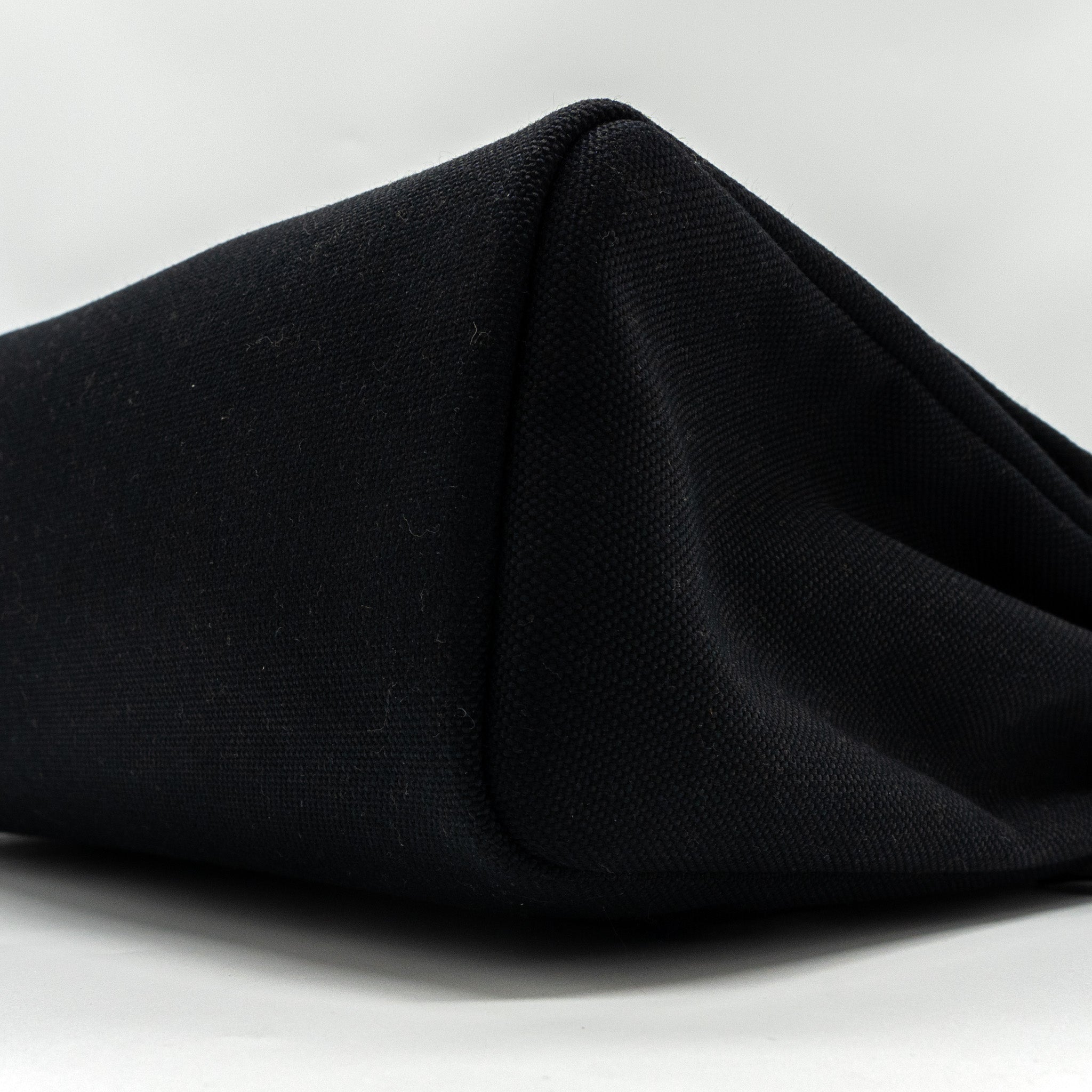 HERMES HERBAG 31 ZIP BAG CANVAS/ HUNTER LEATHER BLACK GHW