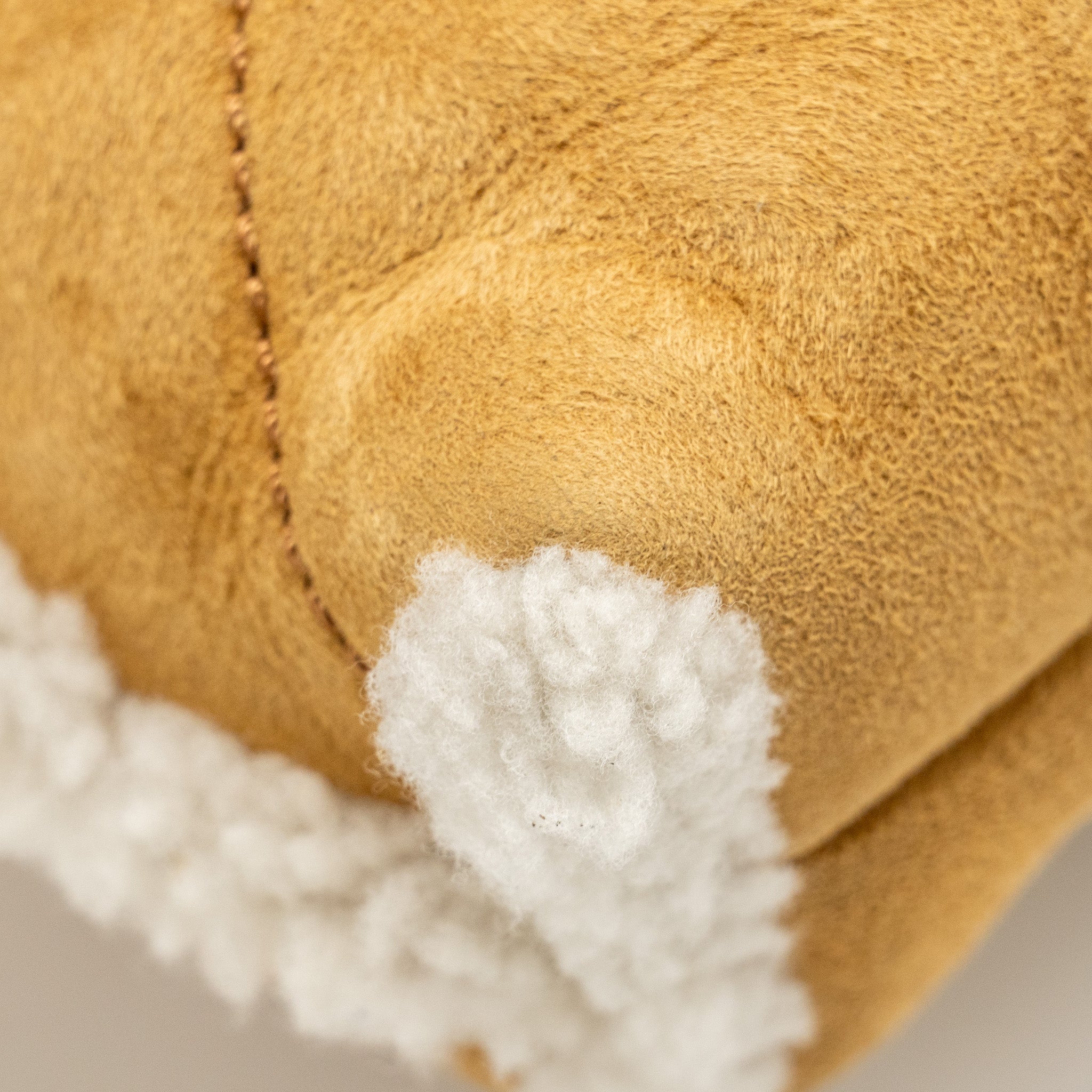 CHANEL MEDIUM 22 BAG QUILTED SHEARLING SUEDE CAMEL GHW (MICROCHIP)