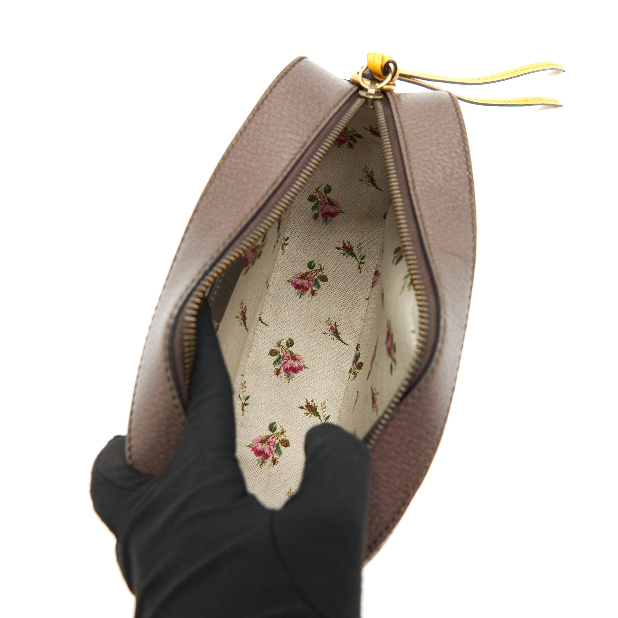 GUCCI GG SUPREME CROSSBODY BAG BROWN