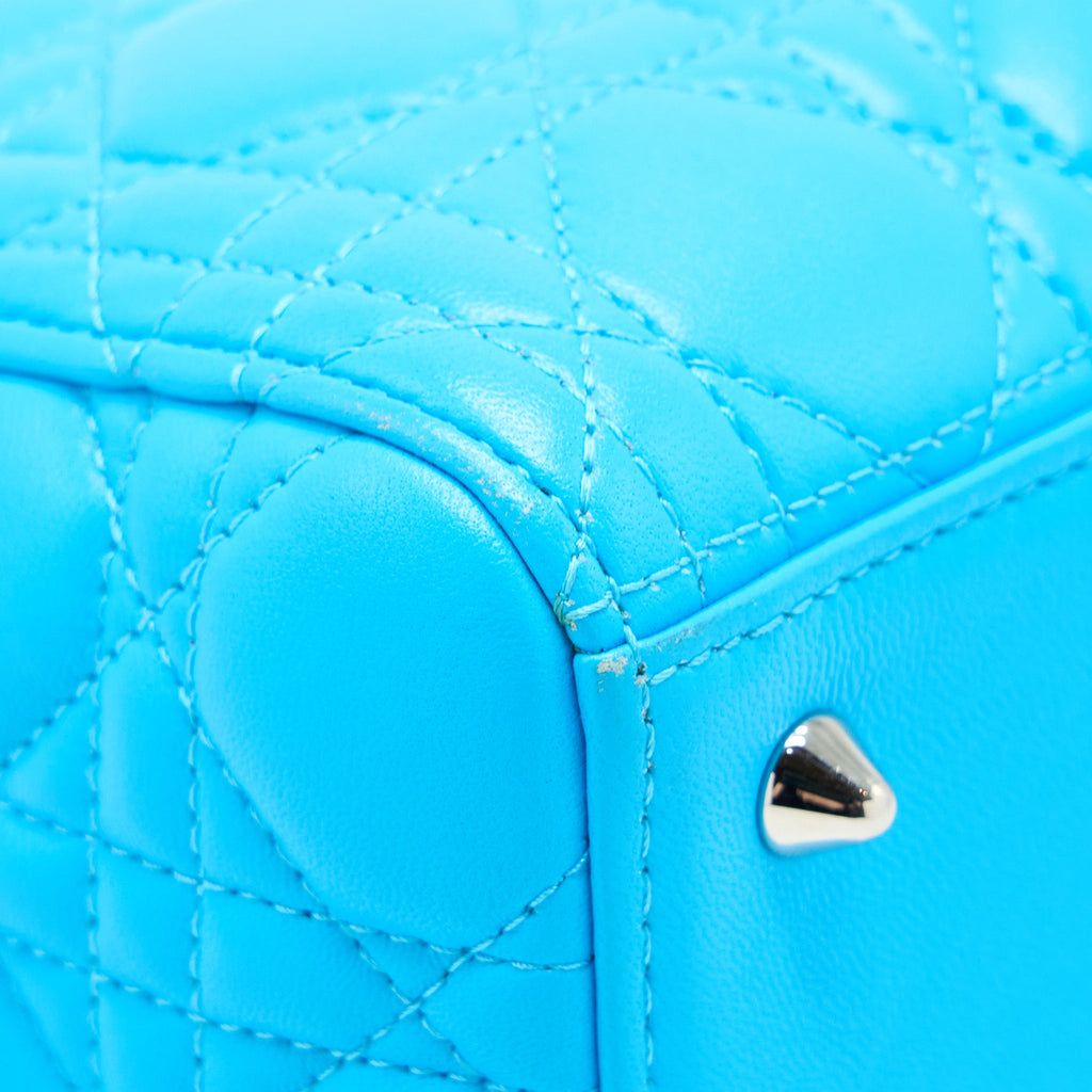 DIOR MEDIUM LADY DIOR LAMBSKIN LIGHT BLUE SHW