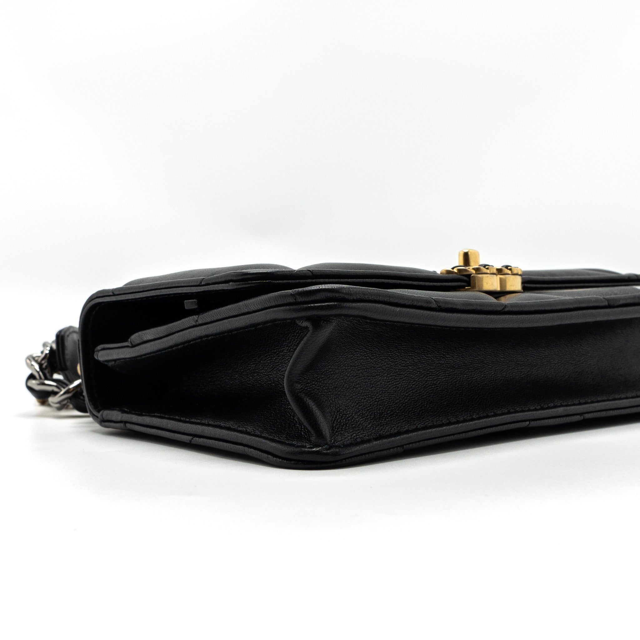 CHANEL 19 WALLET ON CHAIN LAMBSKIN BLACK MULTICOLOUR HARDWARE (MICROCHIP)
