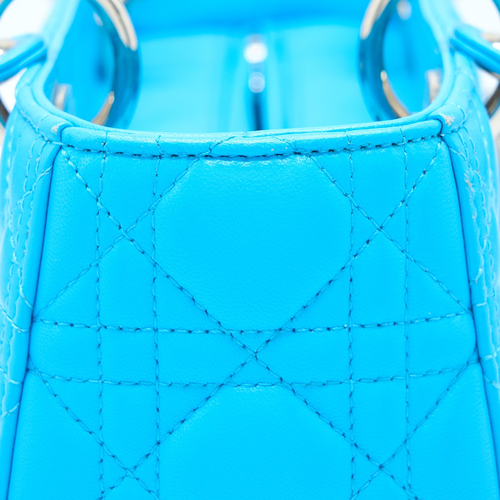 DIOR MEDIUM LADY DIOR LAMBSKIN LIGHT BLUE SHW