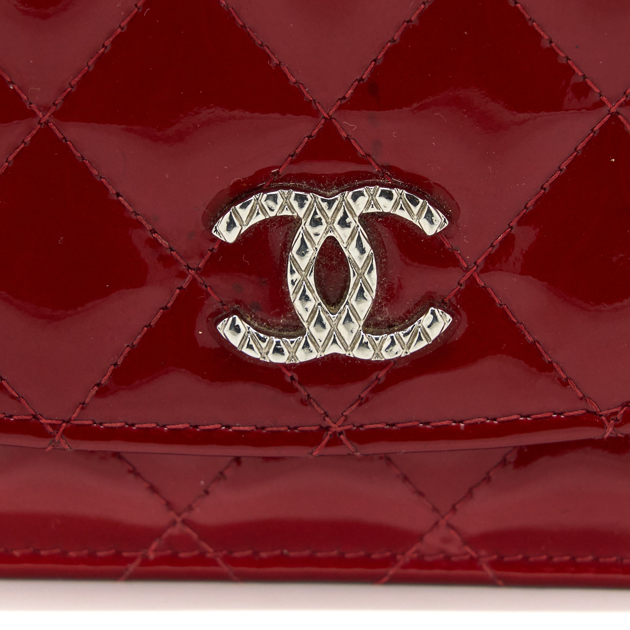 CHANEL WALLET ON CHAIN PATENT RED SHW