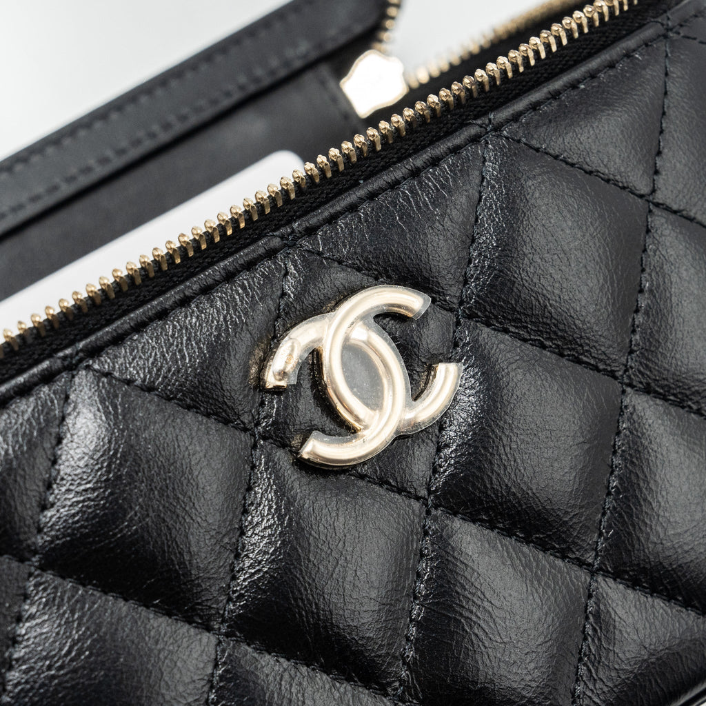 CHANEL LONG VANITY CASE WITH CHARMS CHAIN CALFSKIN BLACK LGHW (MICROCHIP)