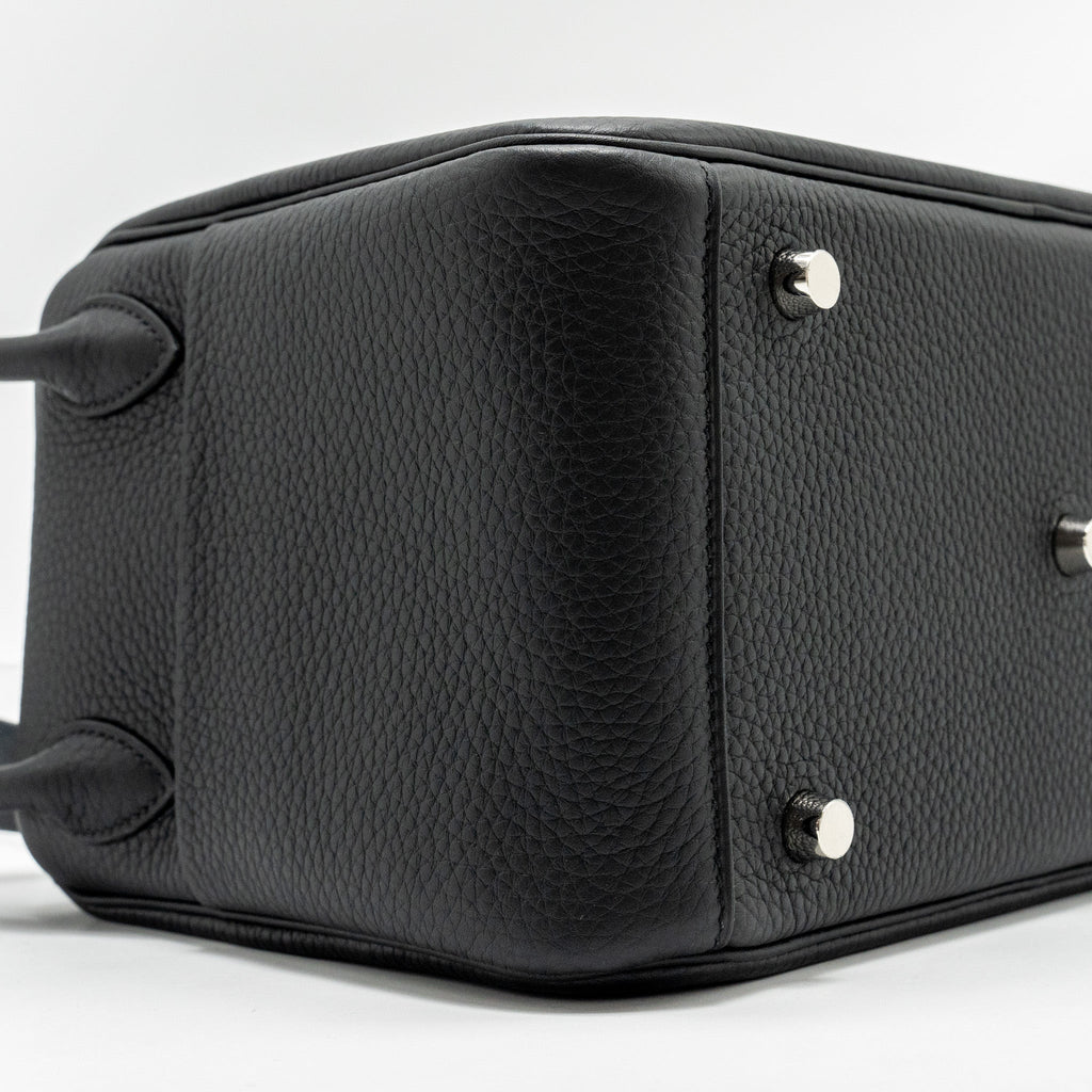 HERMES LINDY 26 CLEMENCE BLACK SHW